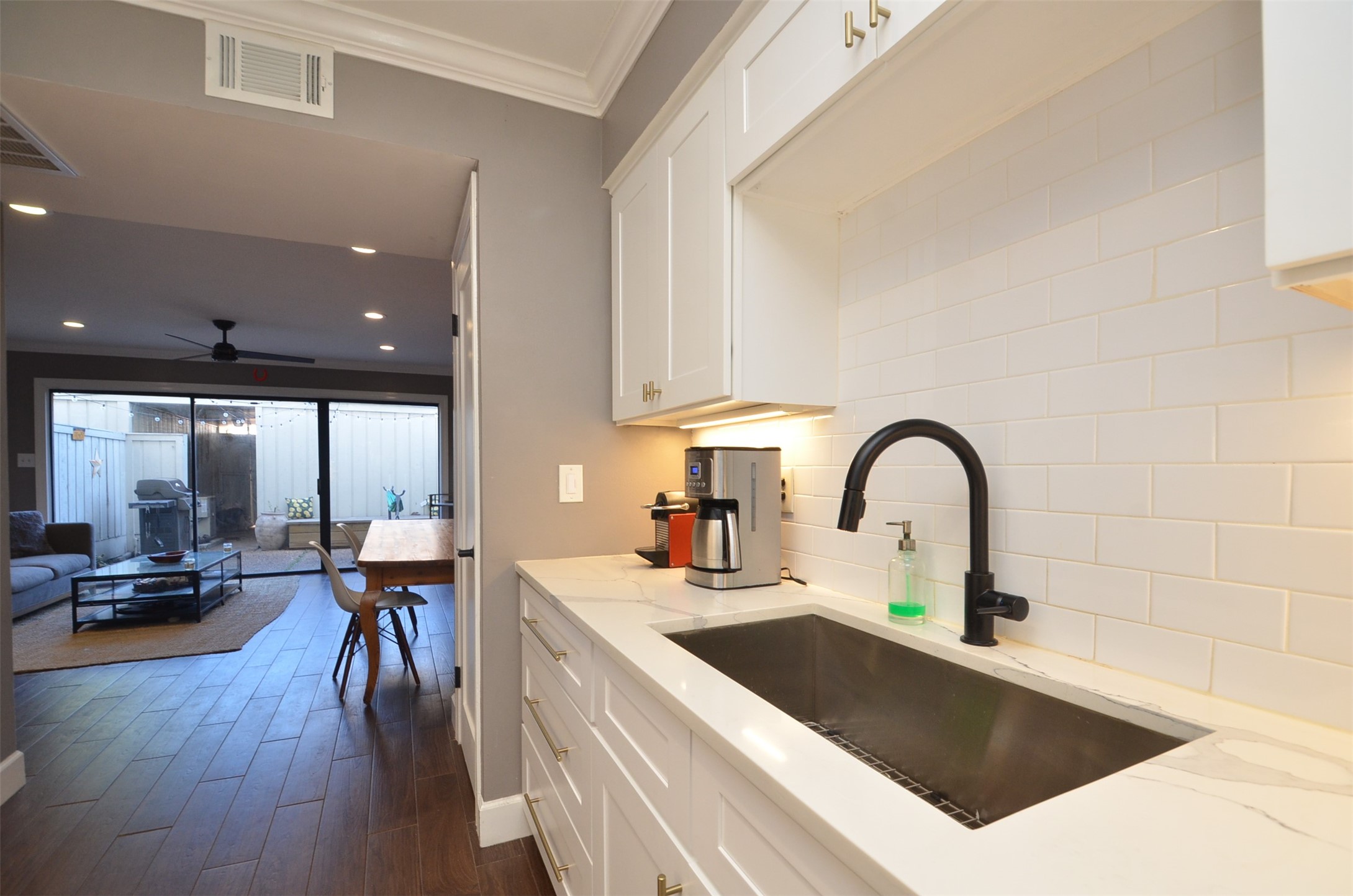 6310 Chevy Chase Drive 5 Property Photo 21