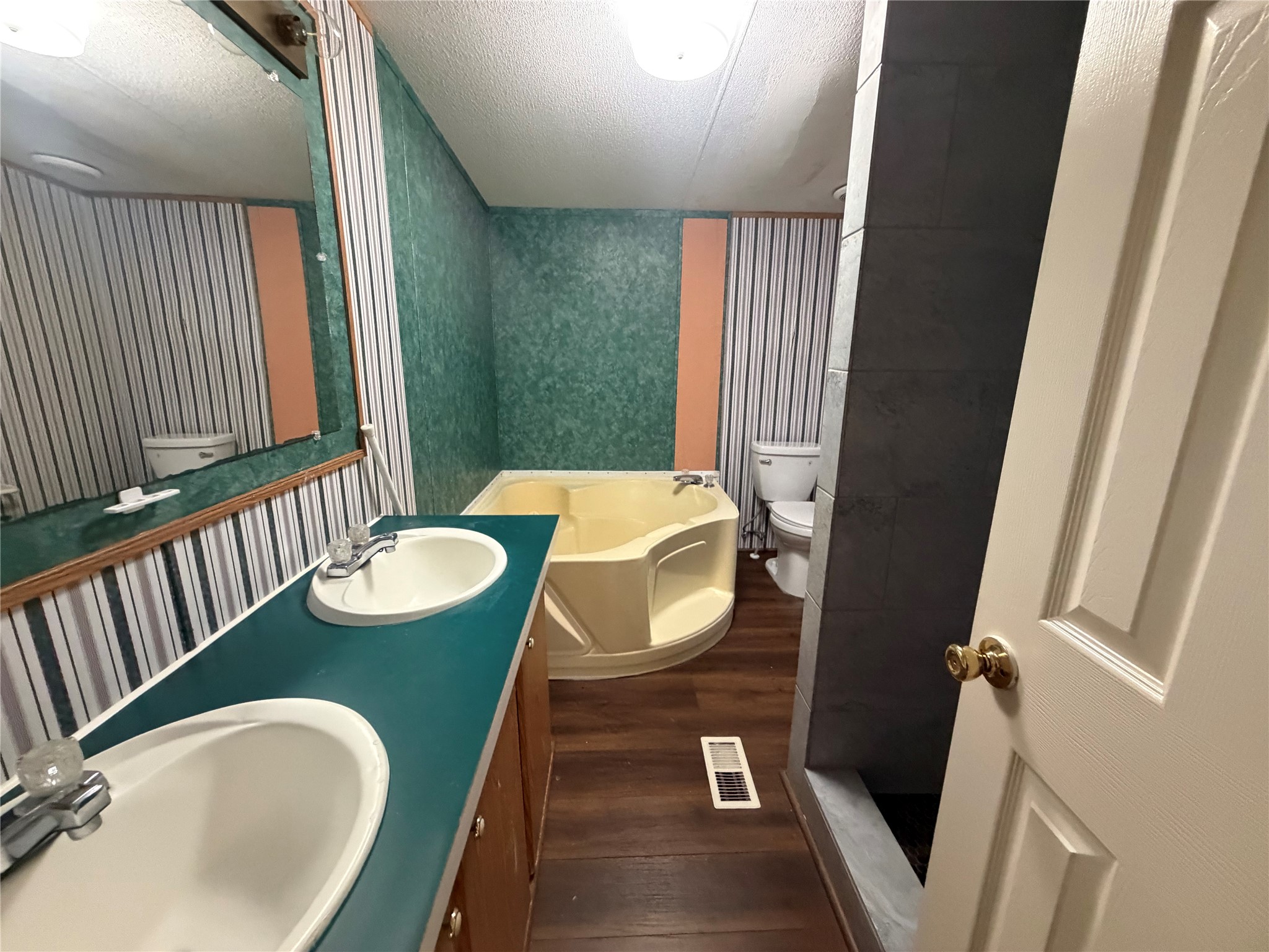 14311 Force Street Property Photo 6