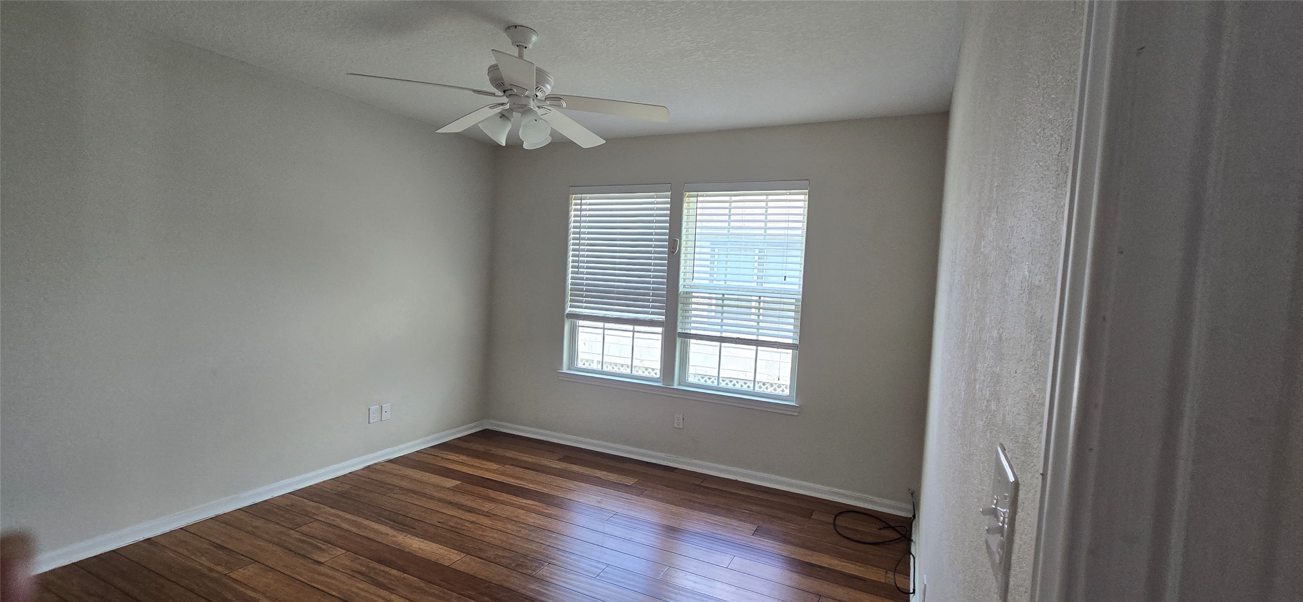 718 E Columbus Drive Property Photo 3