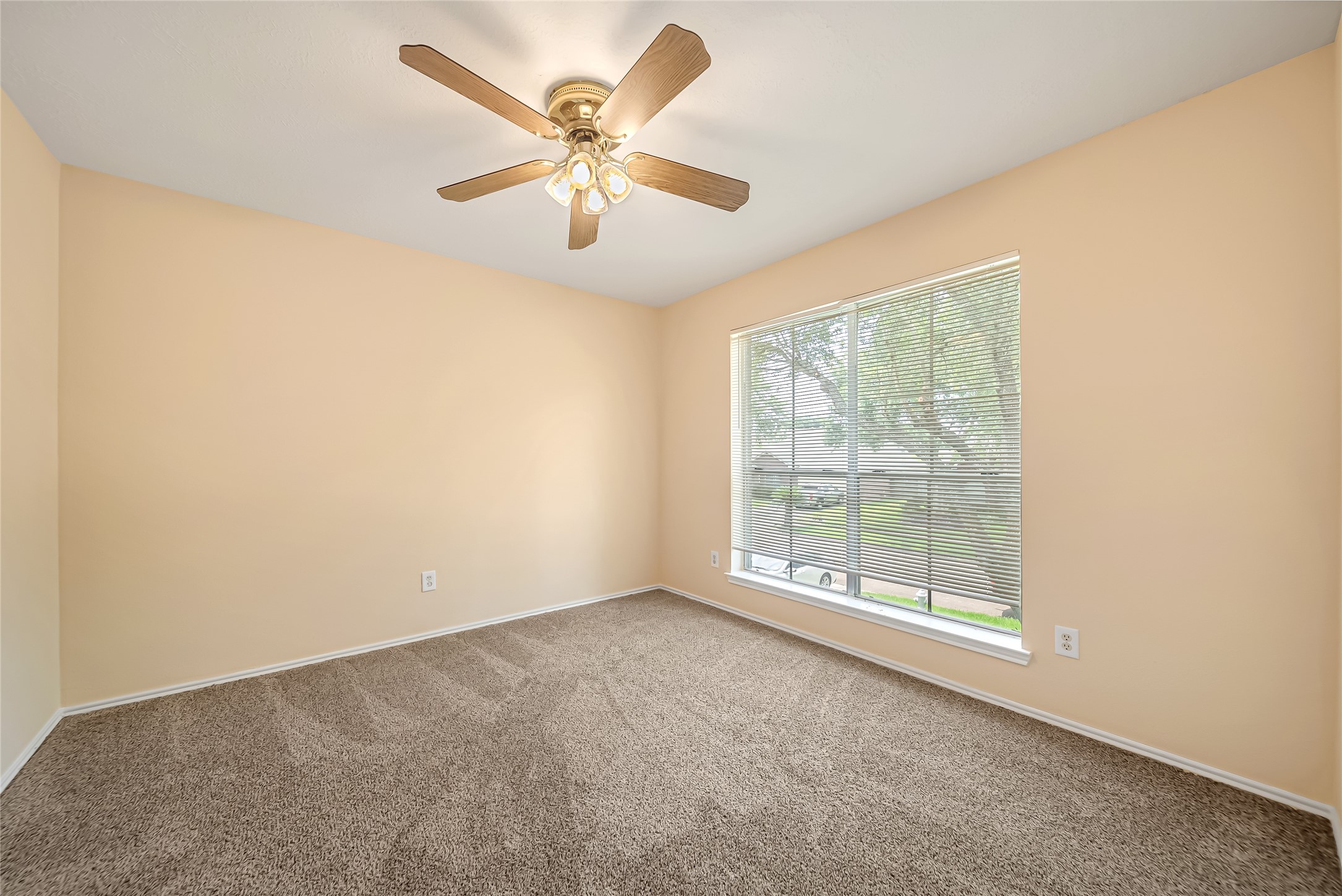1938 Courtside Place Drive Property Photo 7