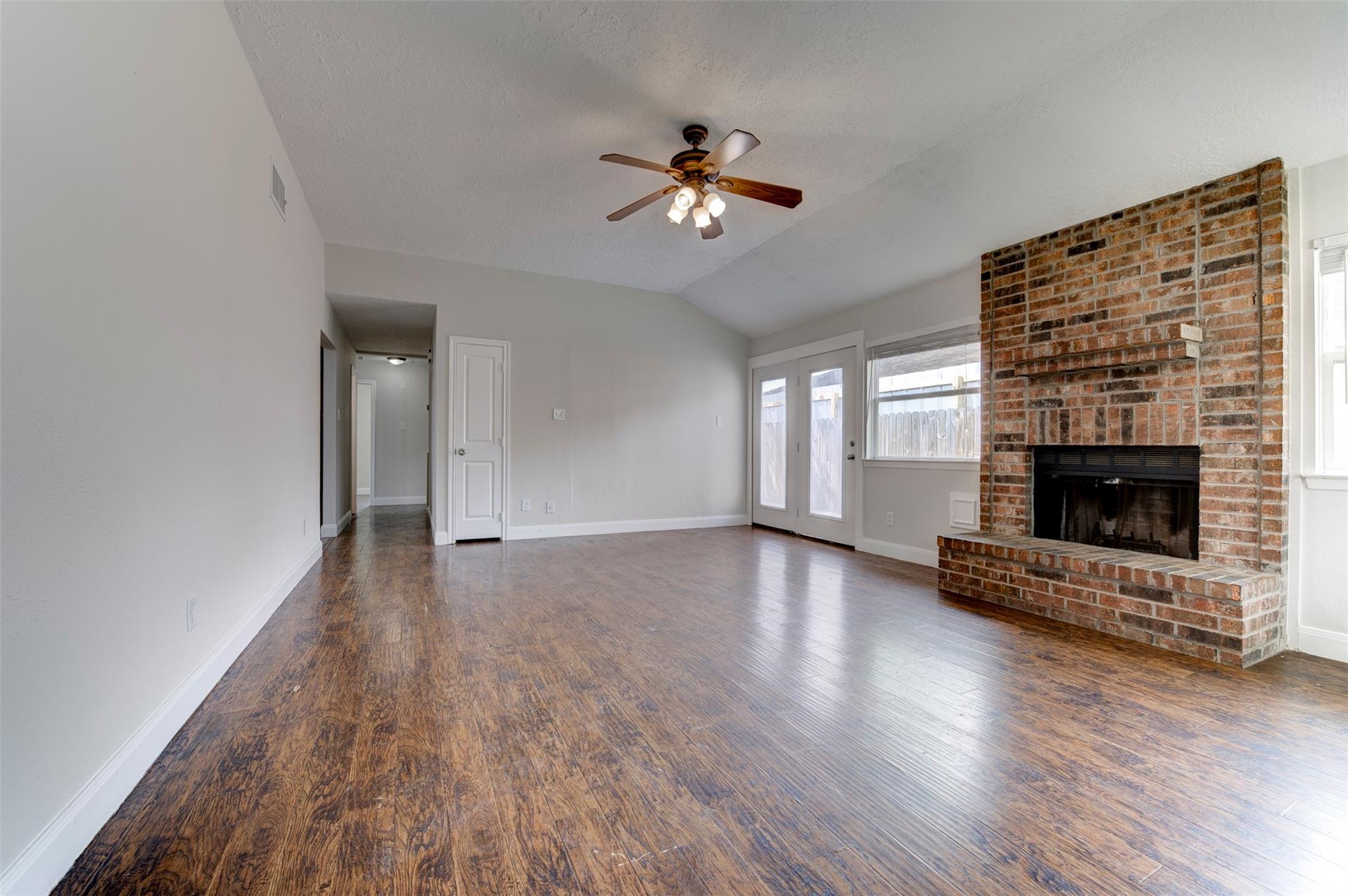 4814 Big Reef Drive Property Photo 3