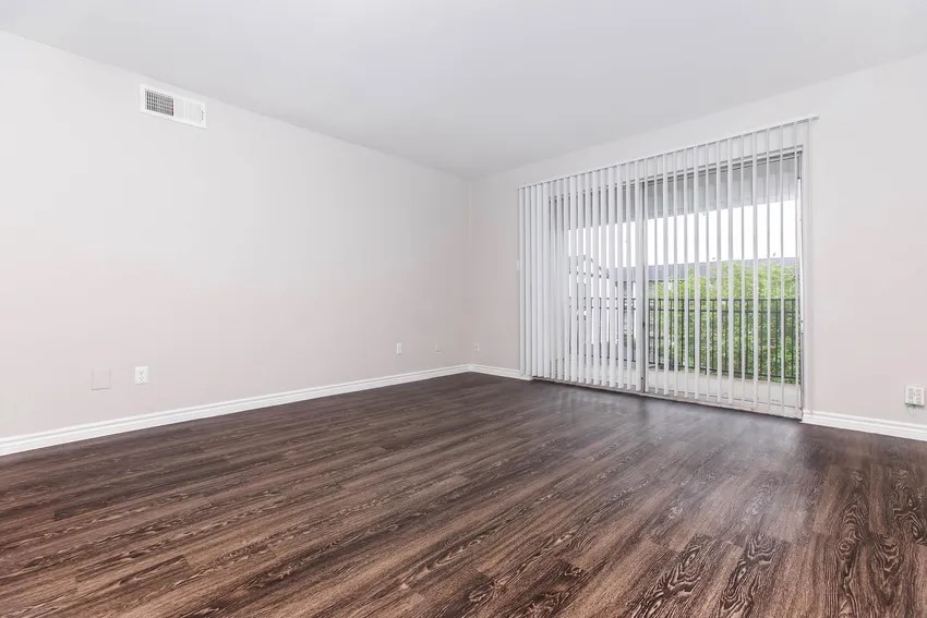 4400 Memorial Drive 31-3215 Property Photo 6