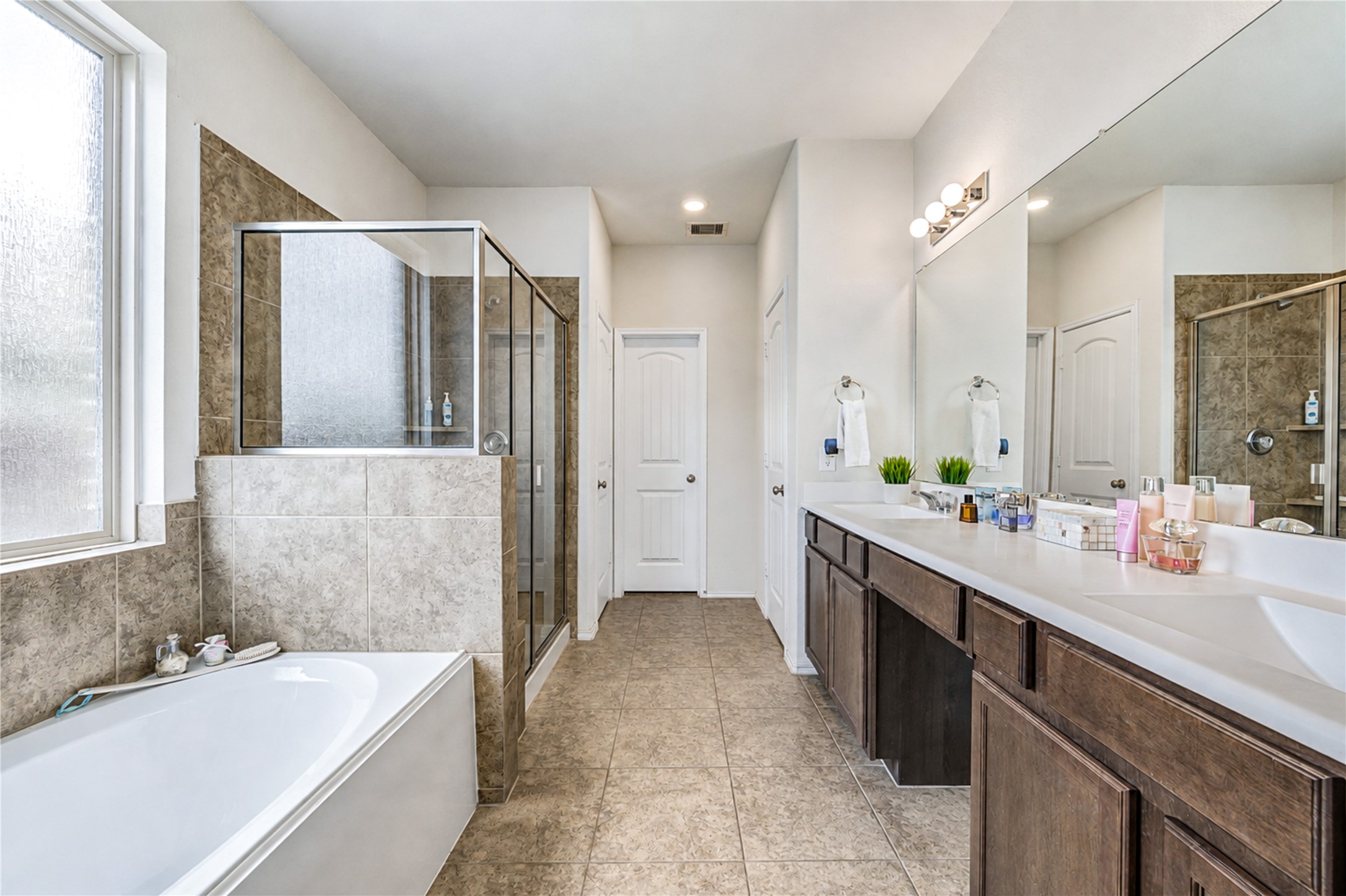 9423 Spring Fawn Drive Property Photo 19