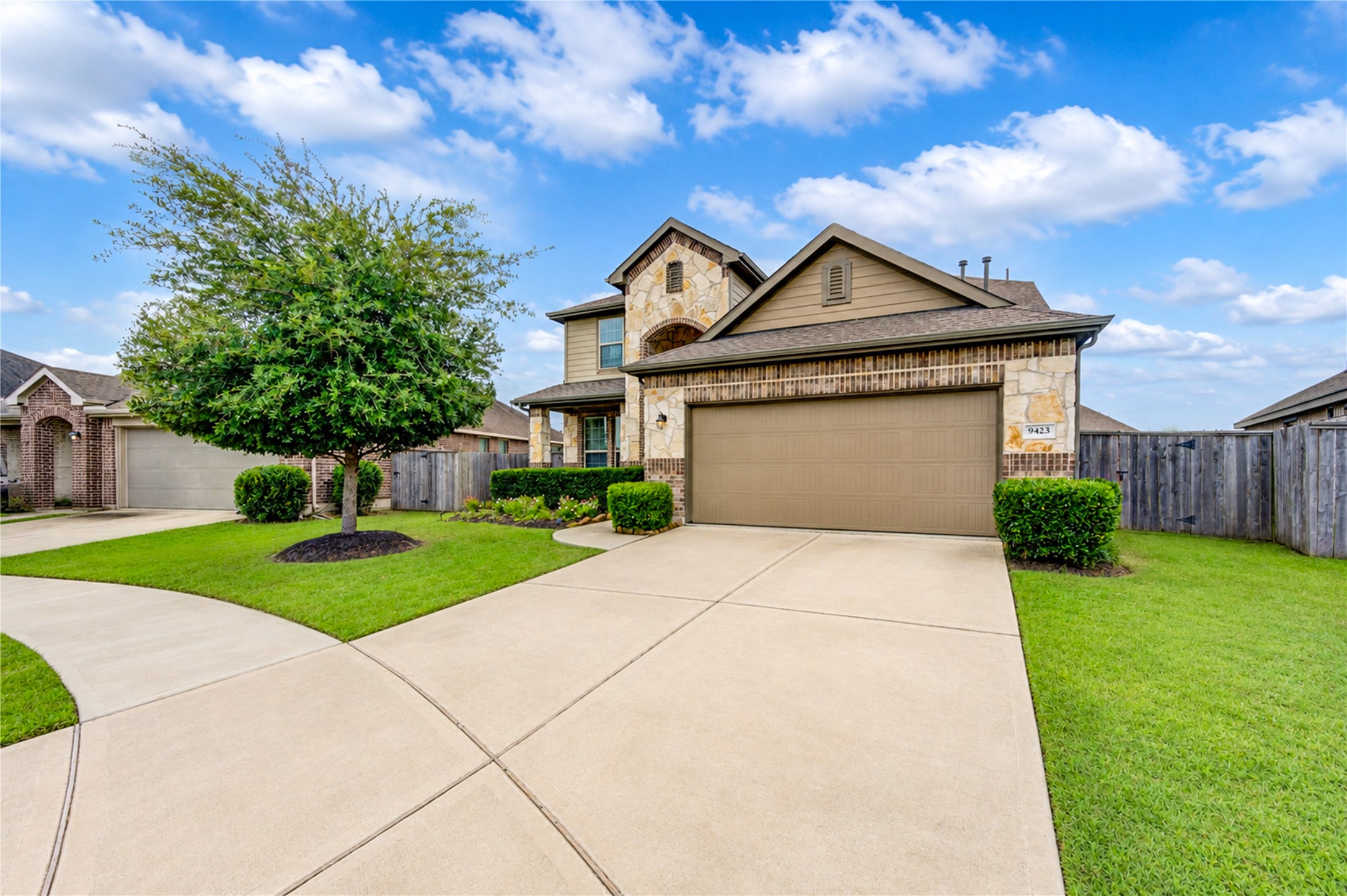 9423 Spring Fawn Drive Property Photo 42