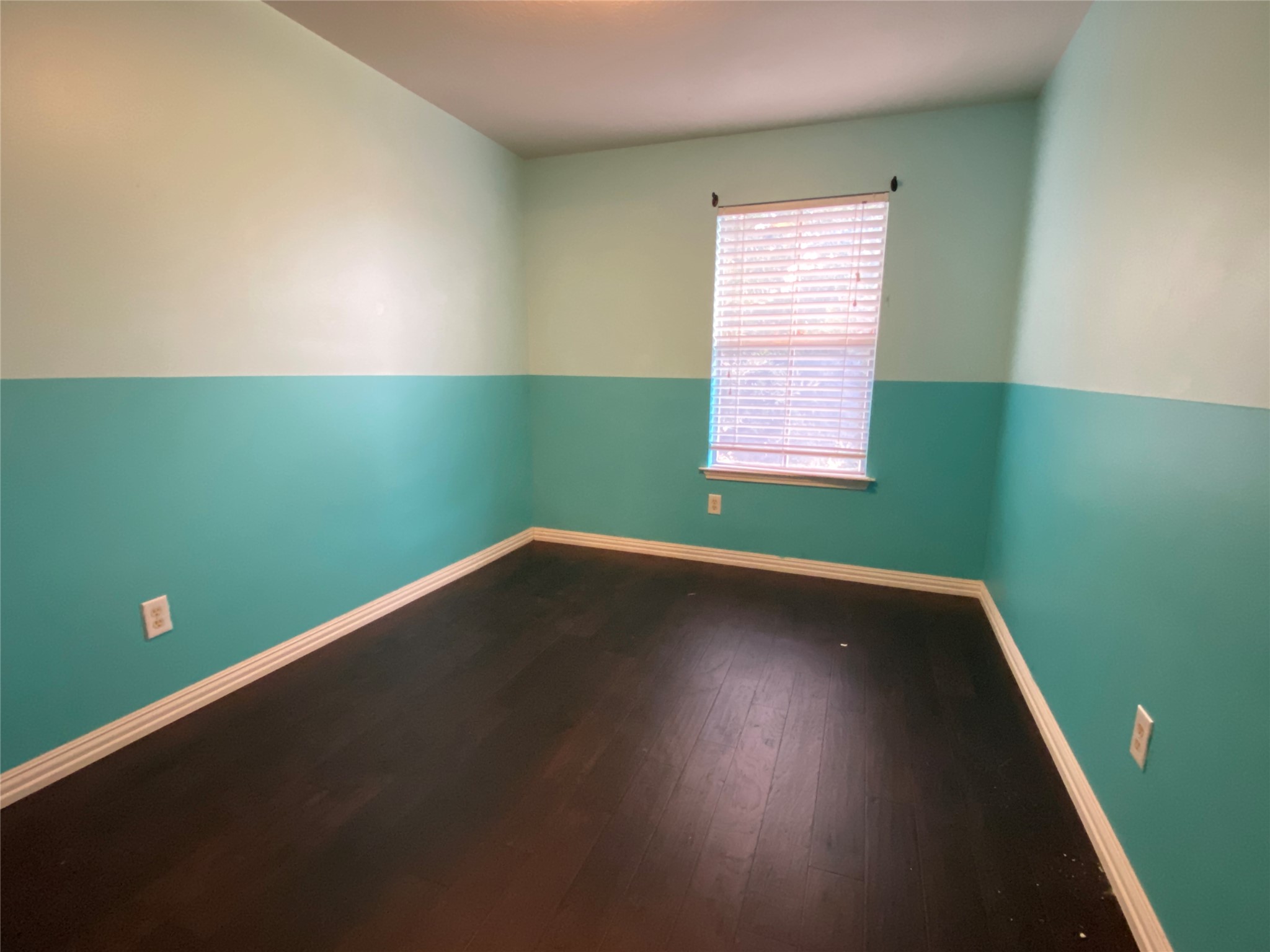 8122 Golf Green Circle Property Photo 9