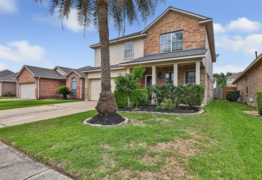 15835 Flagstone Walk Way Property Photo 3