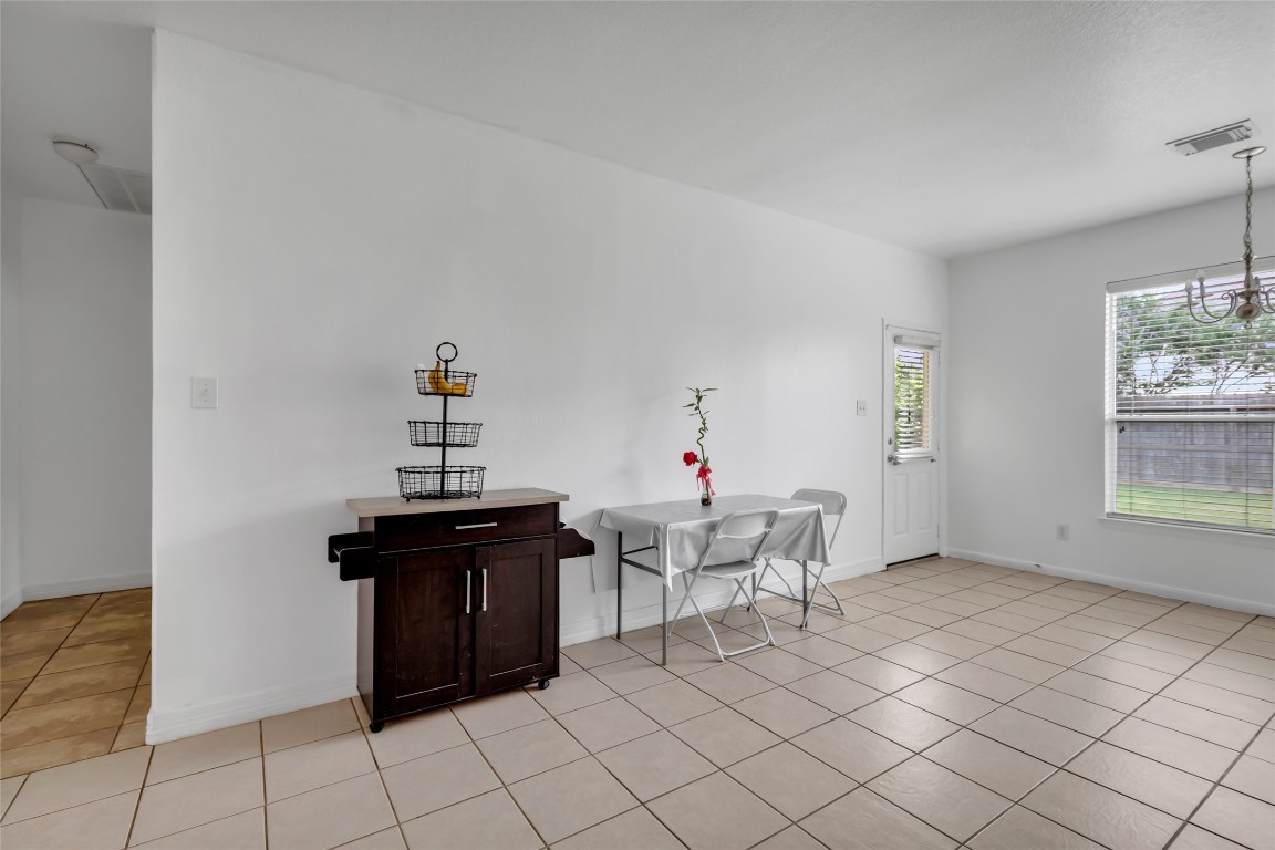 15835 Flagstone Walk Way Property Photo 10