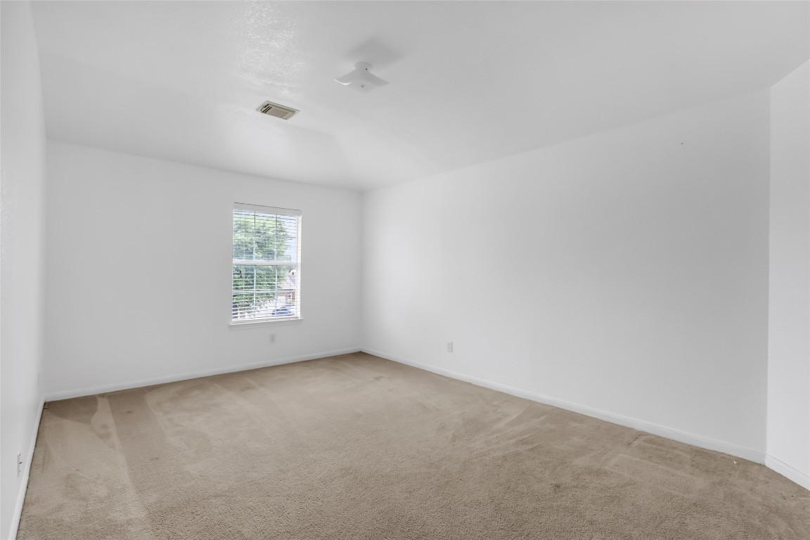 15835 Flagstone Walk Way Property Photo 13