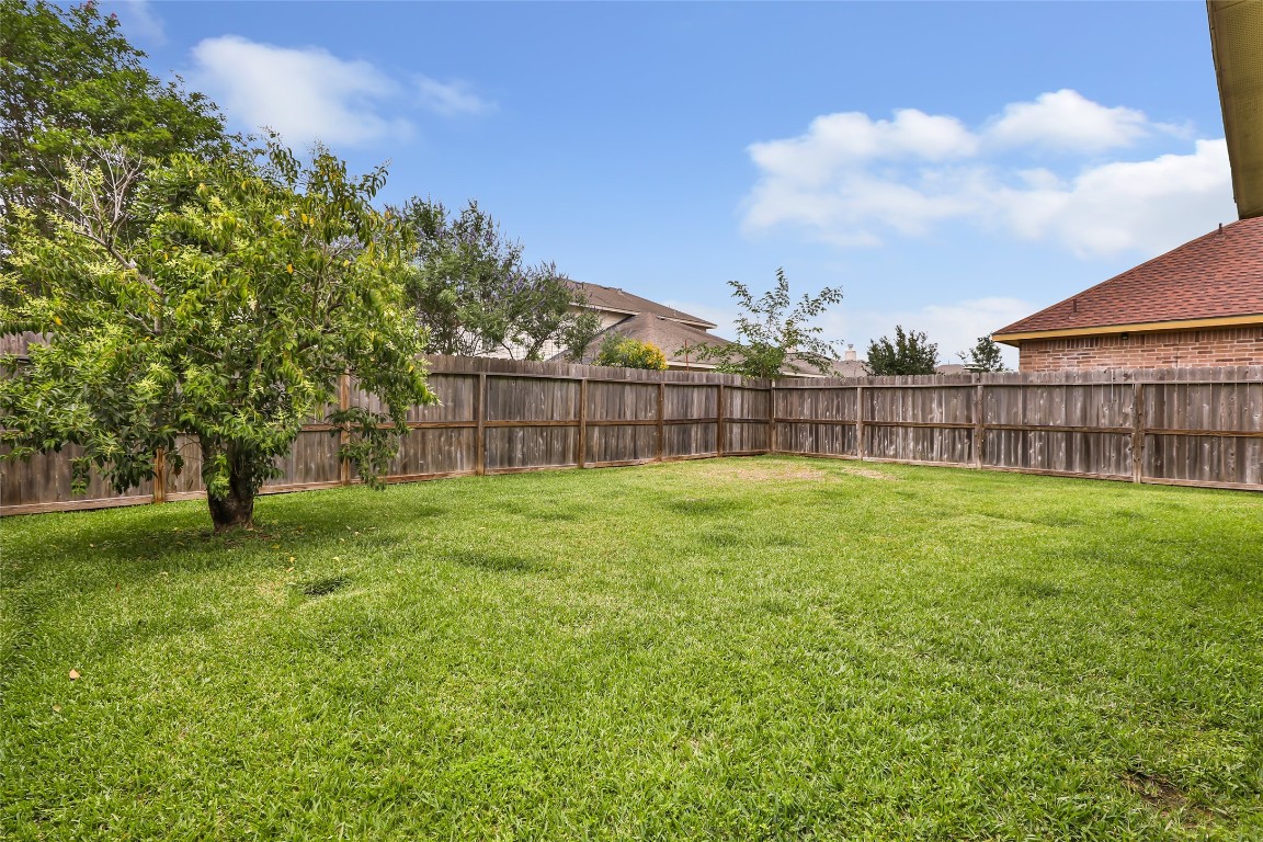 15835 Flagstone Walk Way Property Photo 27