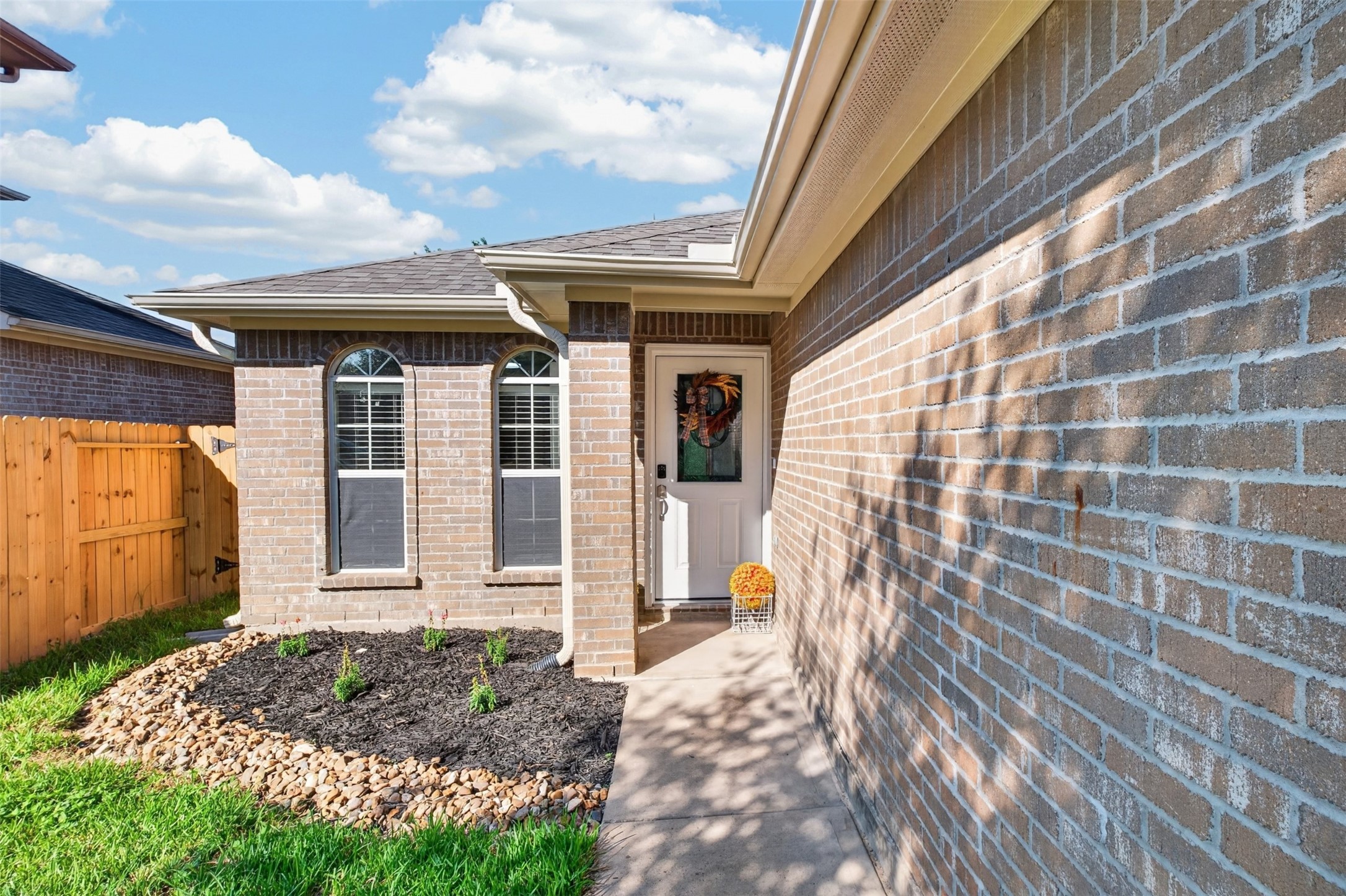 5107 Royal Cypress Drive Property Photo 7
