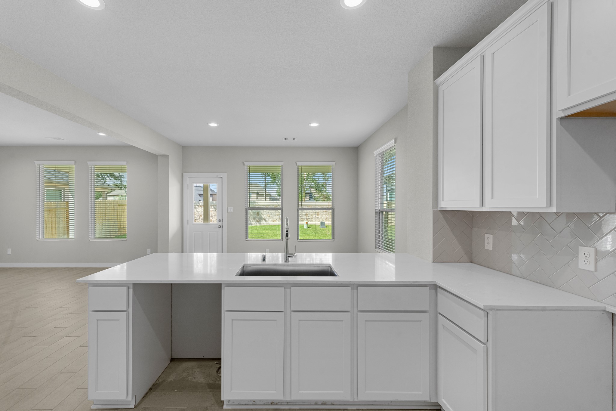 18910 Baldcypress Basin Lane Property Photo 3