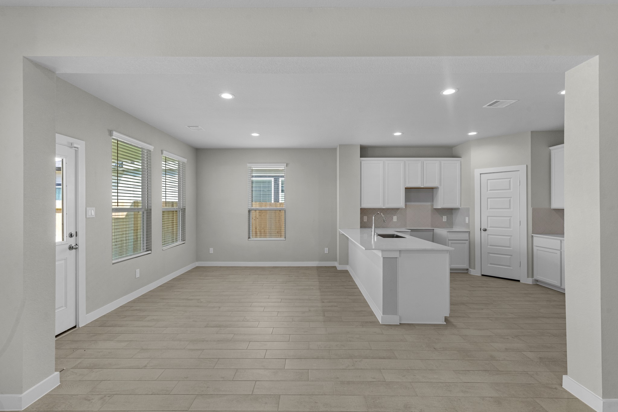 18910 Baldcypress Basin Lane Property Photo 5
