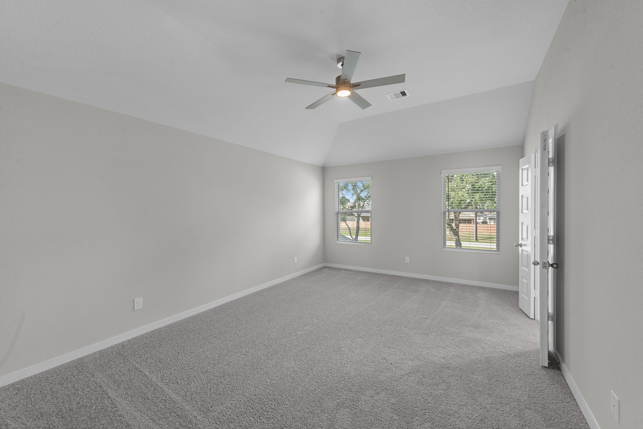 18910 Baldcypress Basin Lane Property Photo 15