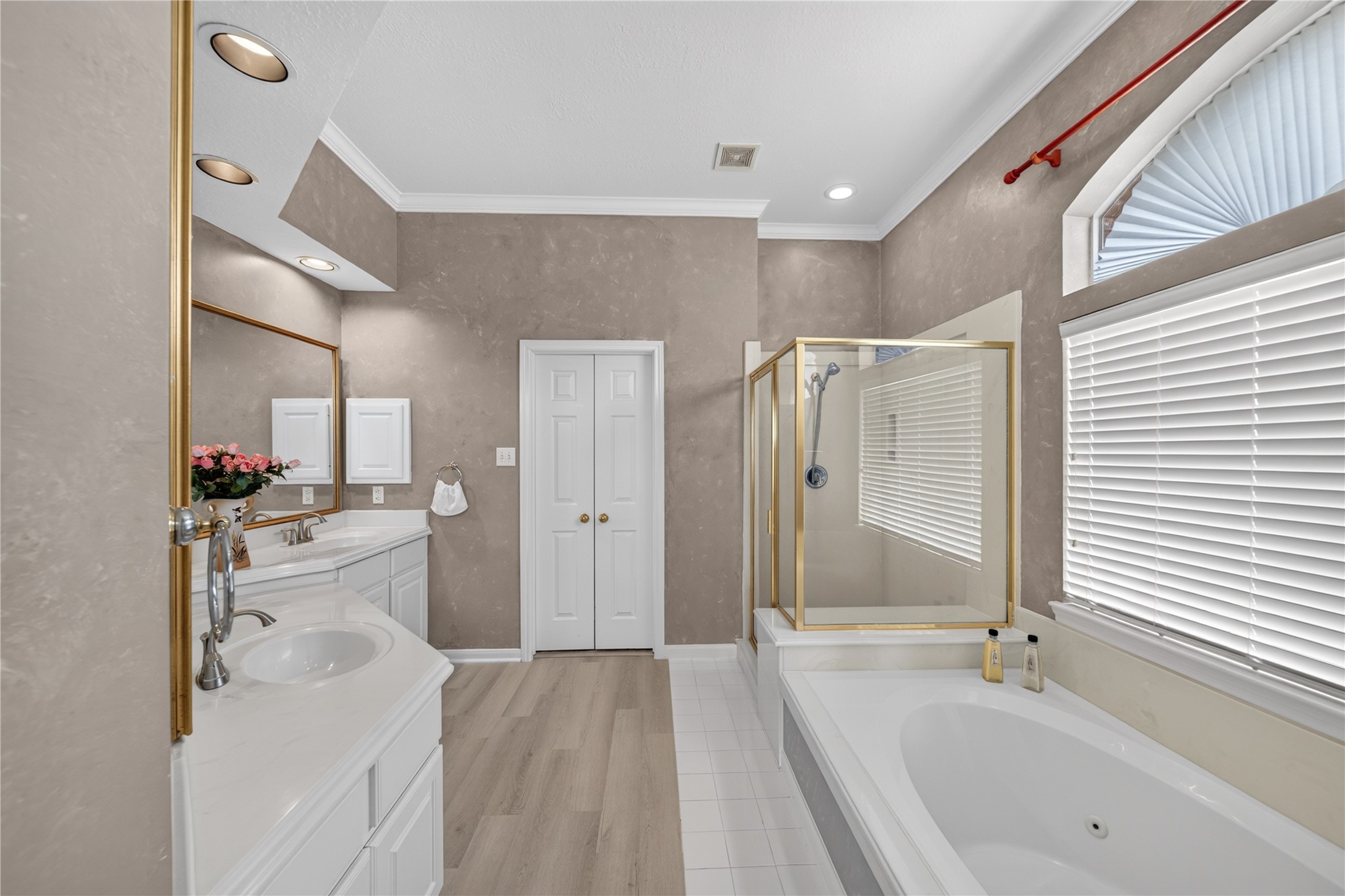 4311 Greystone Way Property Photo 10
