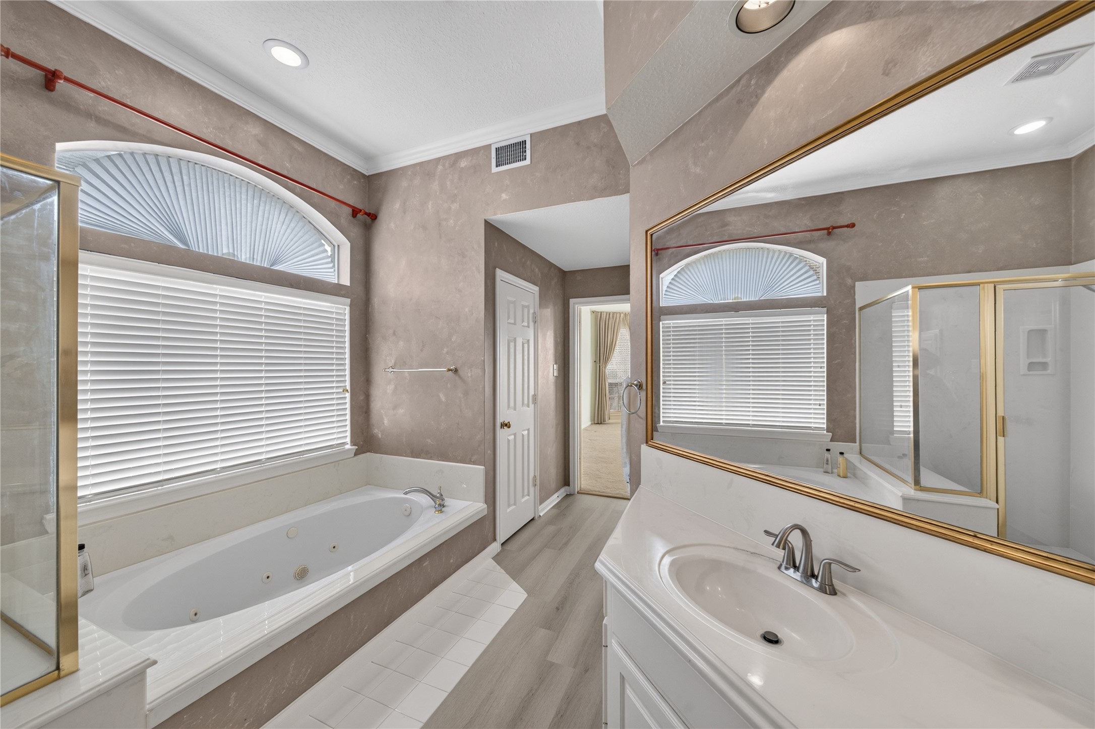 4311 Greystone Way Property Photo 11