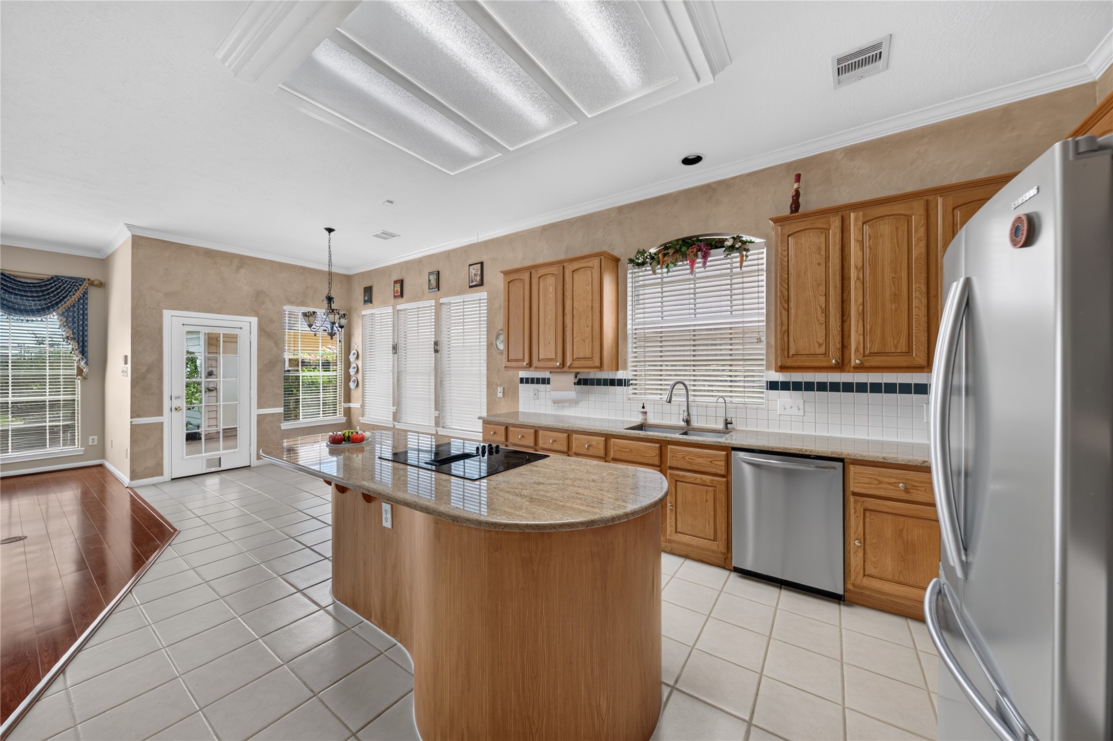 4311 Greystone Way Property Photo 18