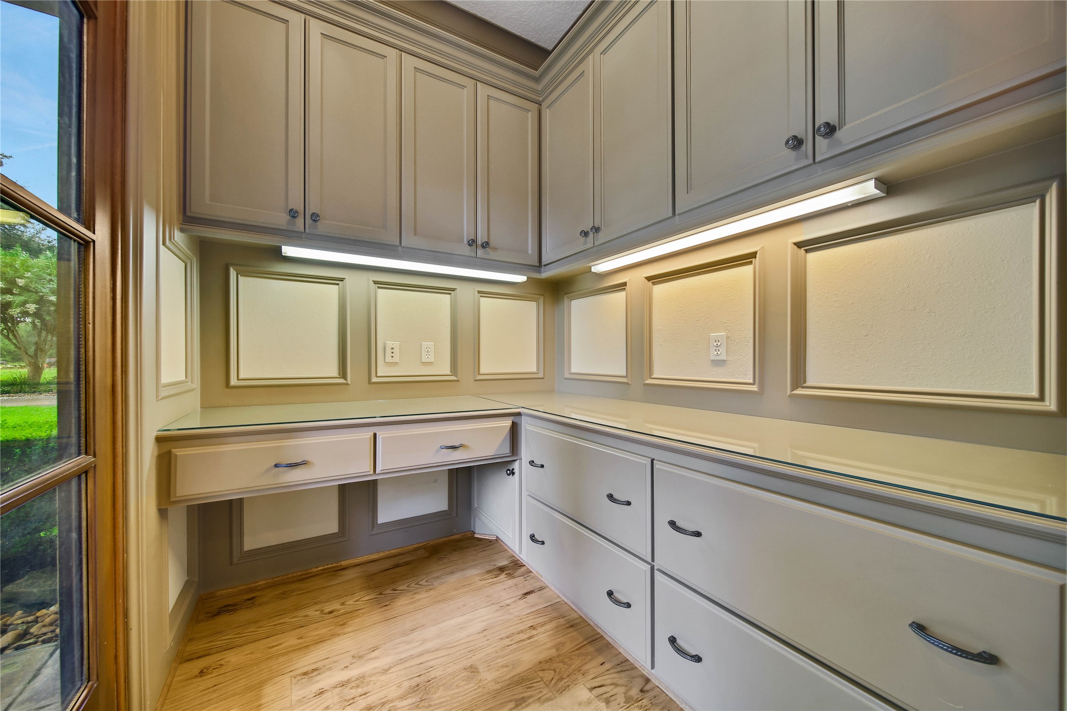 12718 Hunters Canyon Lane Property Photo 10