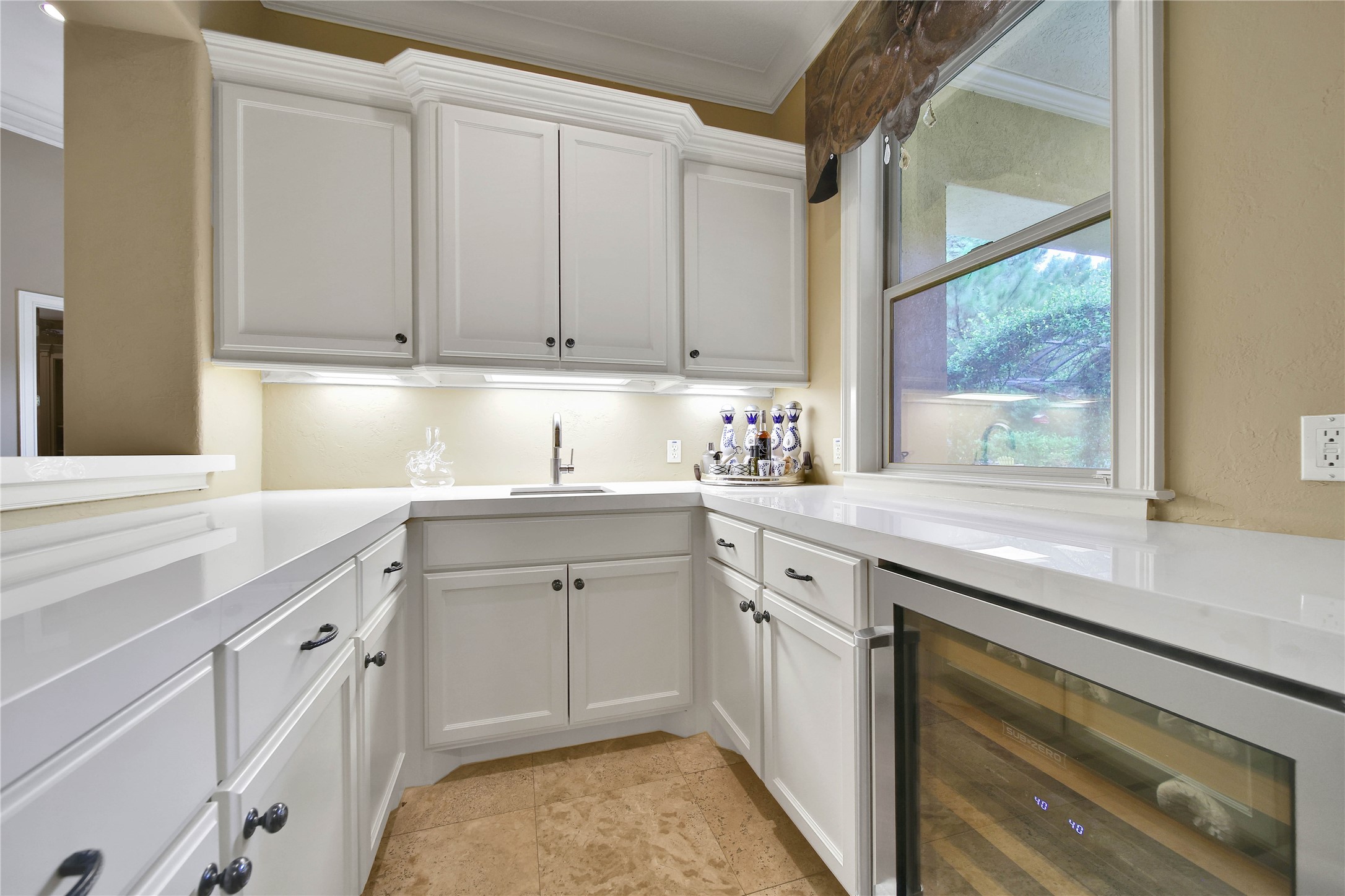 12718 Hunters Canyon Lane Property Photo 15