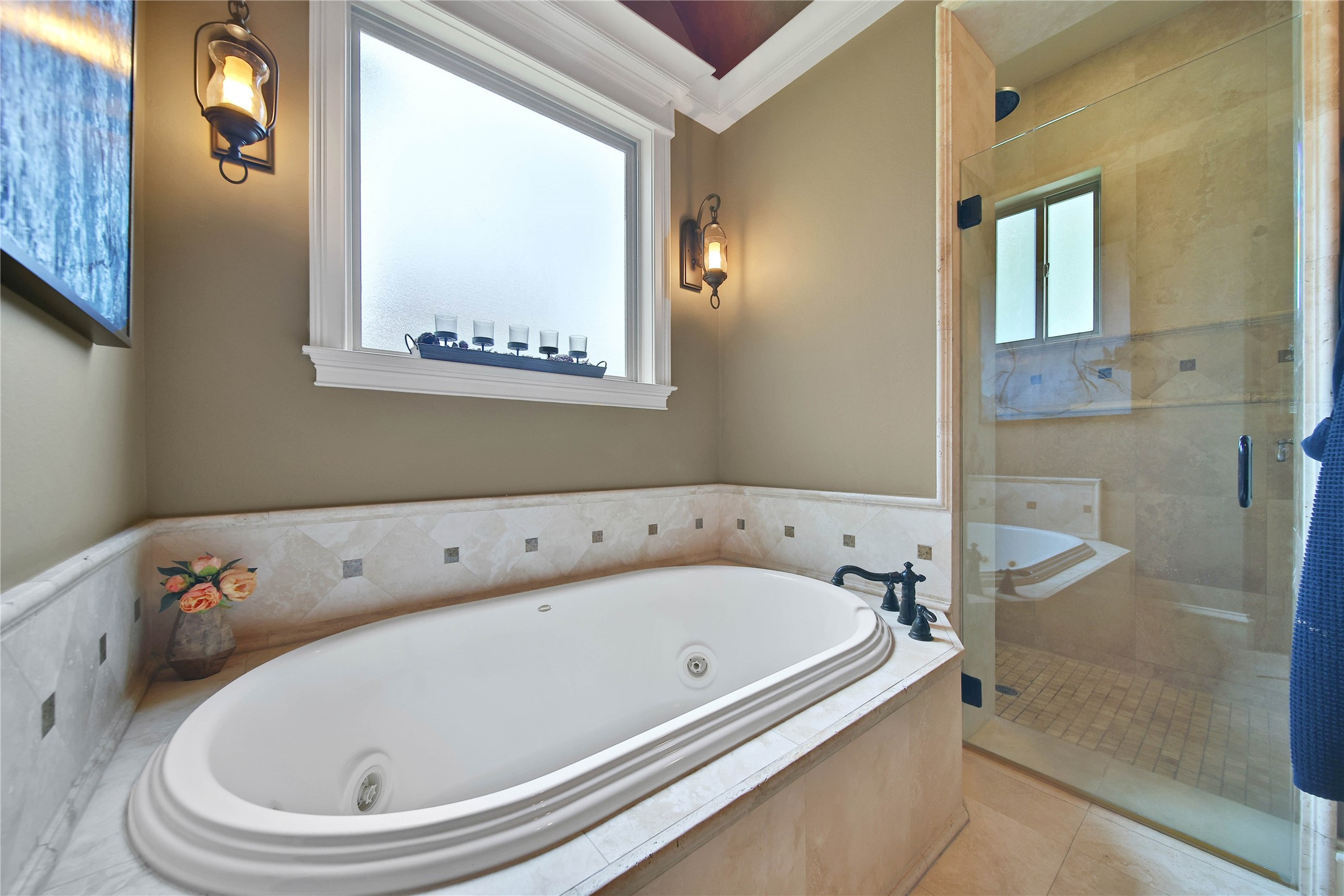 12718 Hunters Canyon Lane Property Photo 32