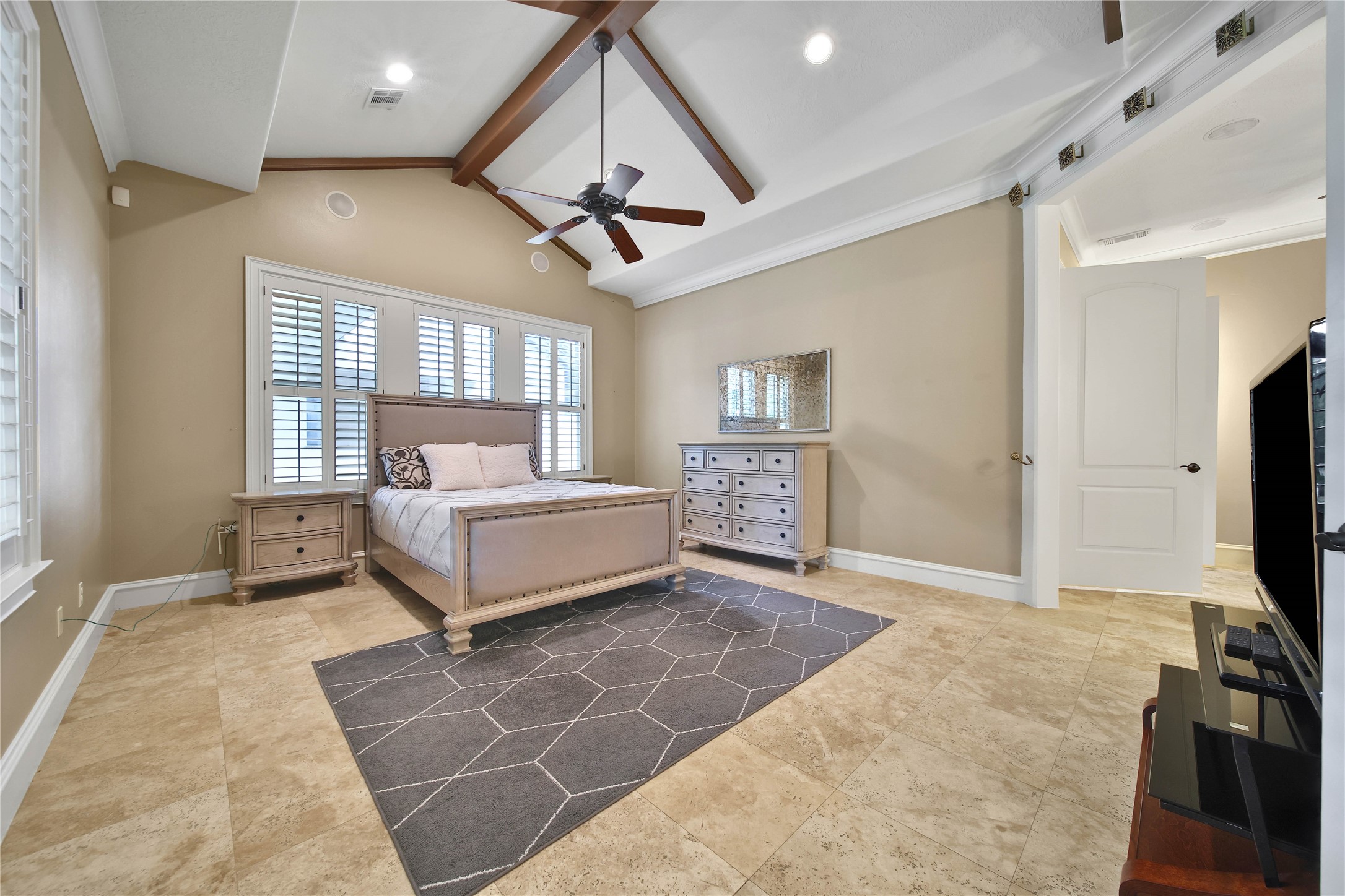 12718 Hunters Canyon Lane Property Photo 33
