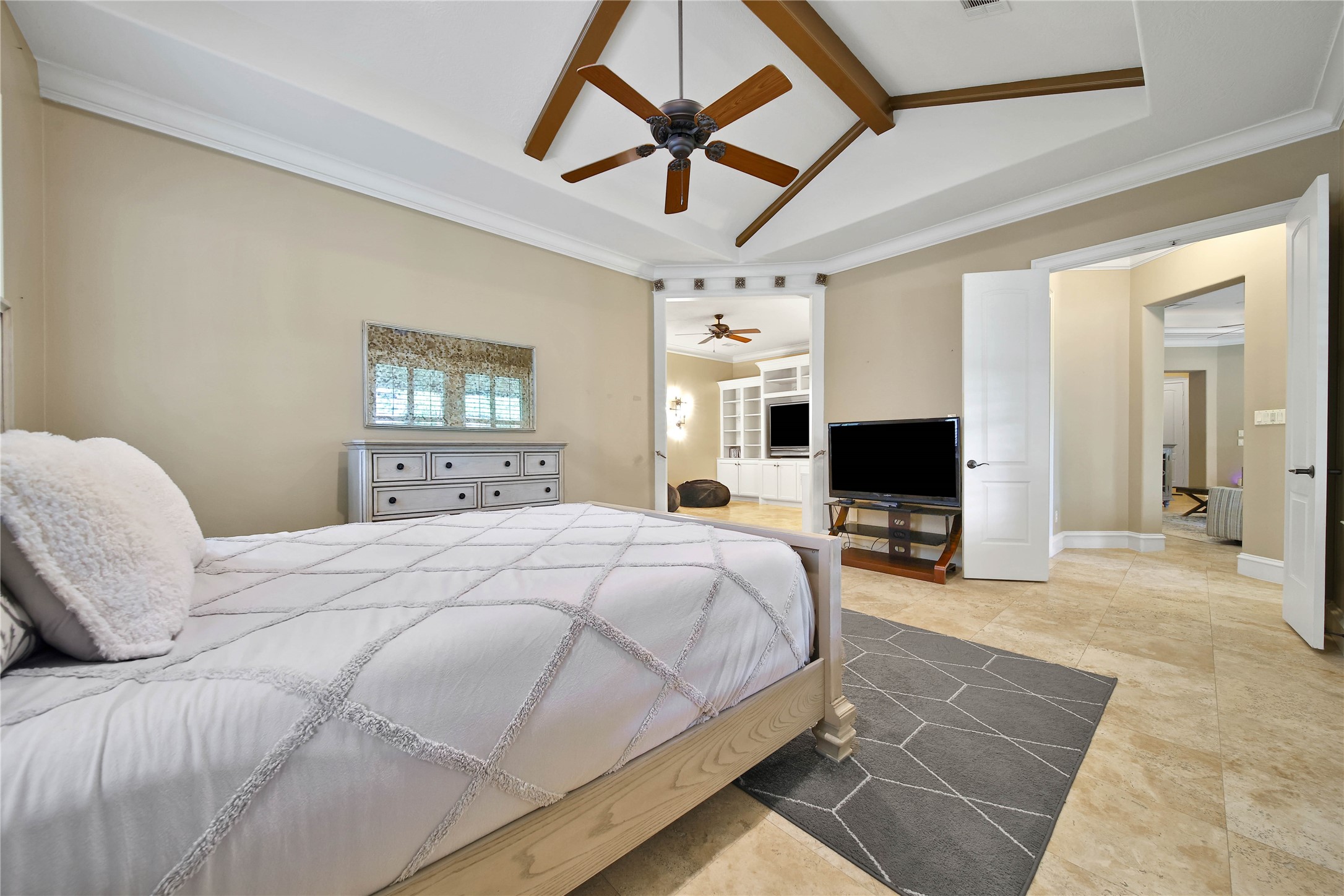 12718 Hunters Canyon Lane Property Photo 34