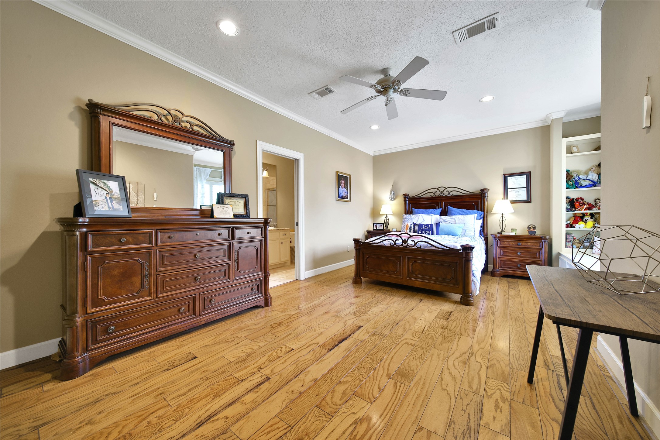 12718 Hunters Canyon Lane Property Photo 42