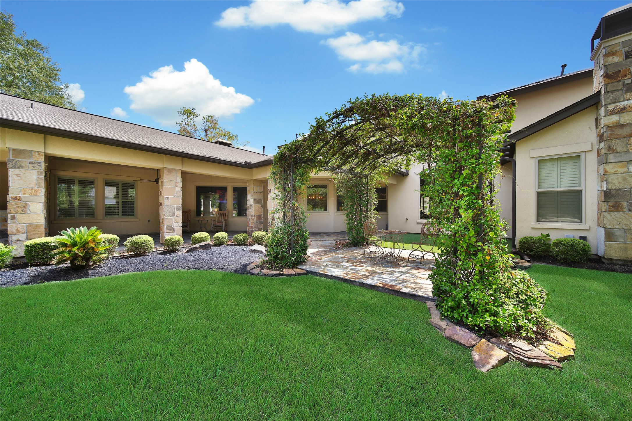 12718 Hunters Canyon Lane Property Photo 43