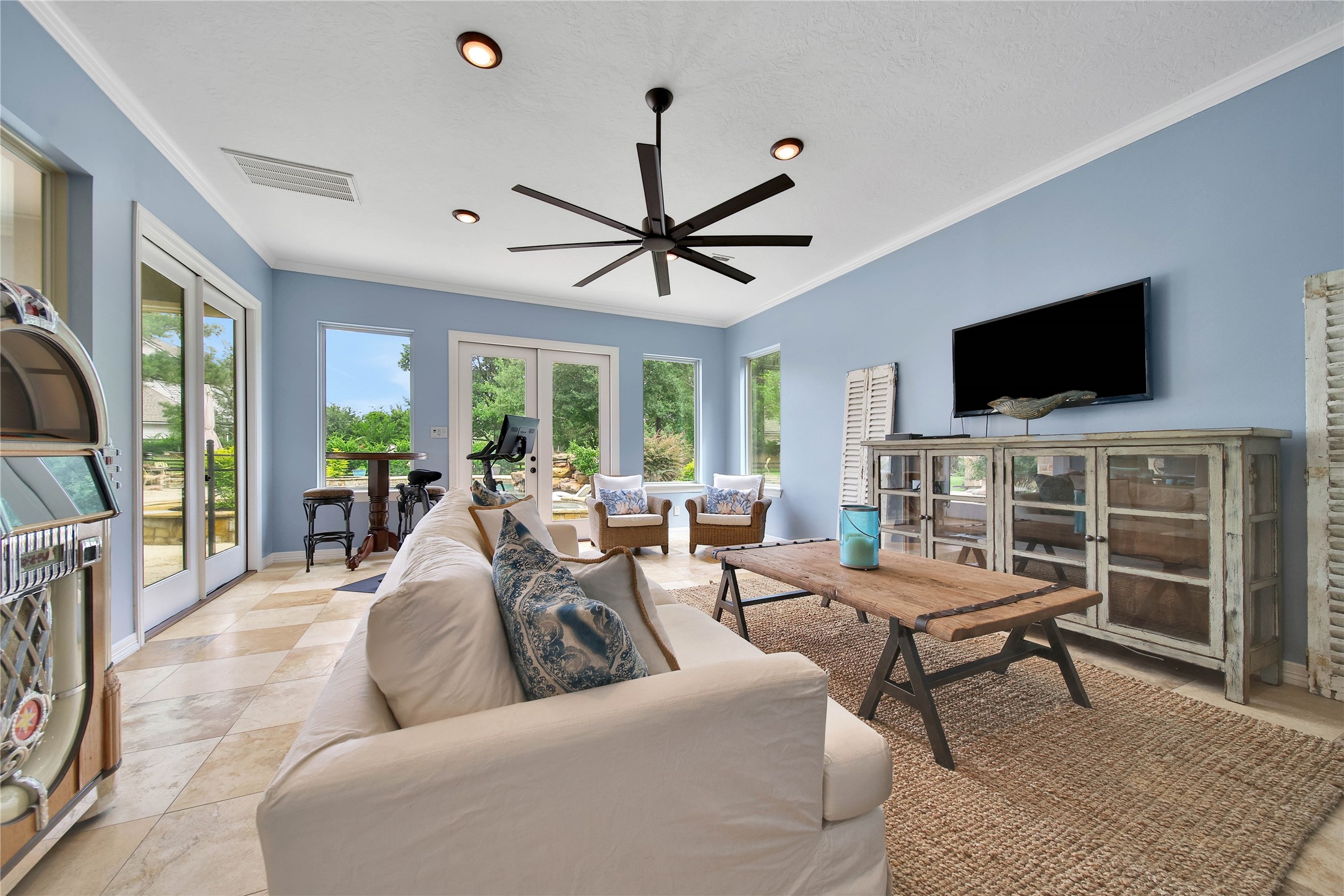 12718 Hunters Canyon Lane Property Photo 48