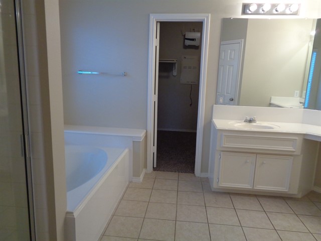 2903 Plum Lake Drive Property Photo 6
