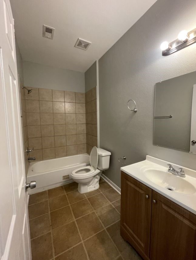 3118 Barberry Drive A Property Photo 11