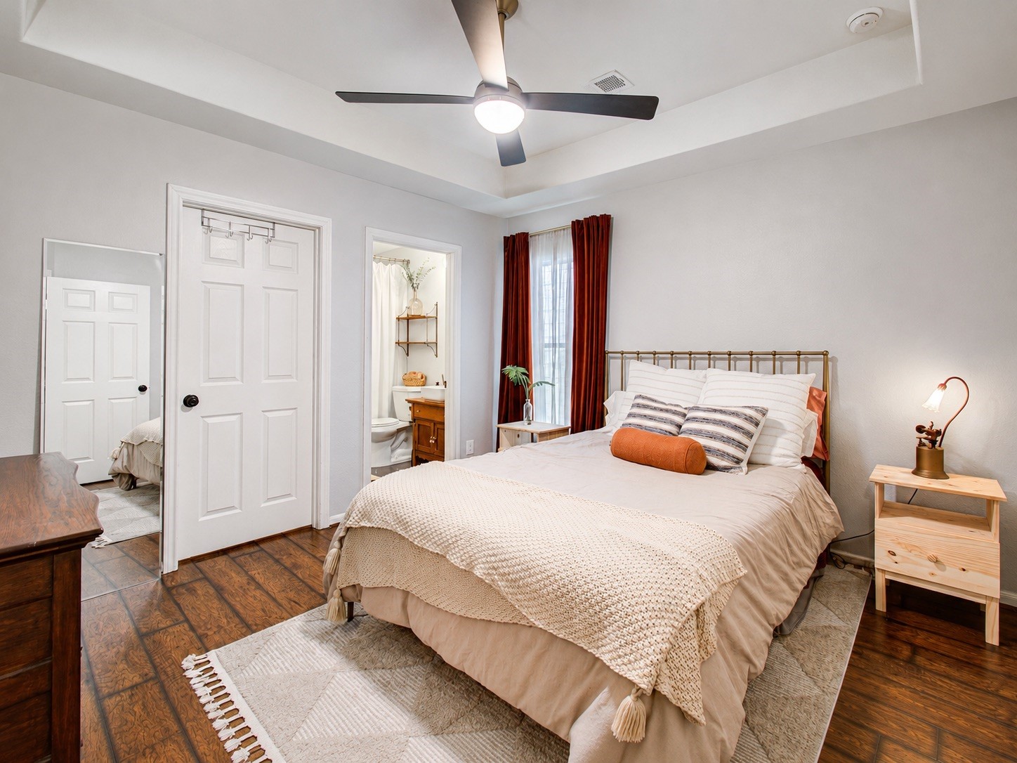 8647 Suburban Oaks Road Property Photo 10