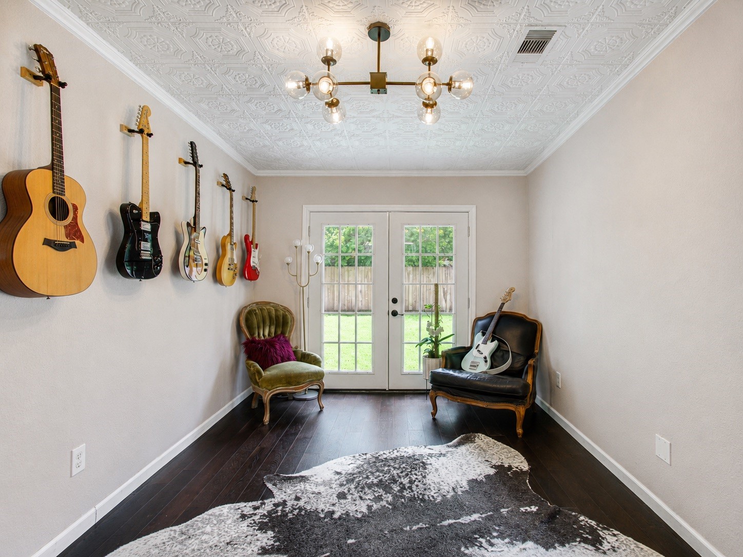 8647 Suburban Oaks Road Property Photo 13