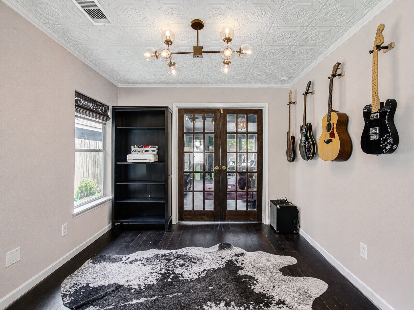 8647 Suburban Oaks Road Property Photo 14
