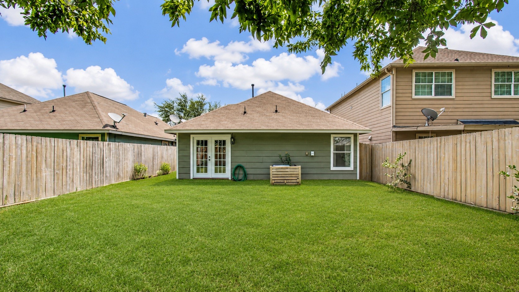 8647 Suburban Oaks Road Property Photo 18