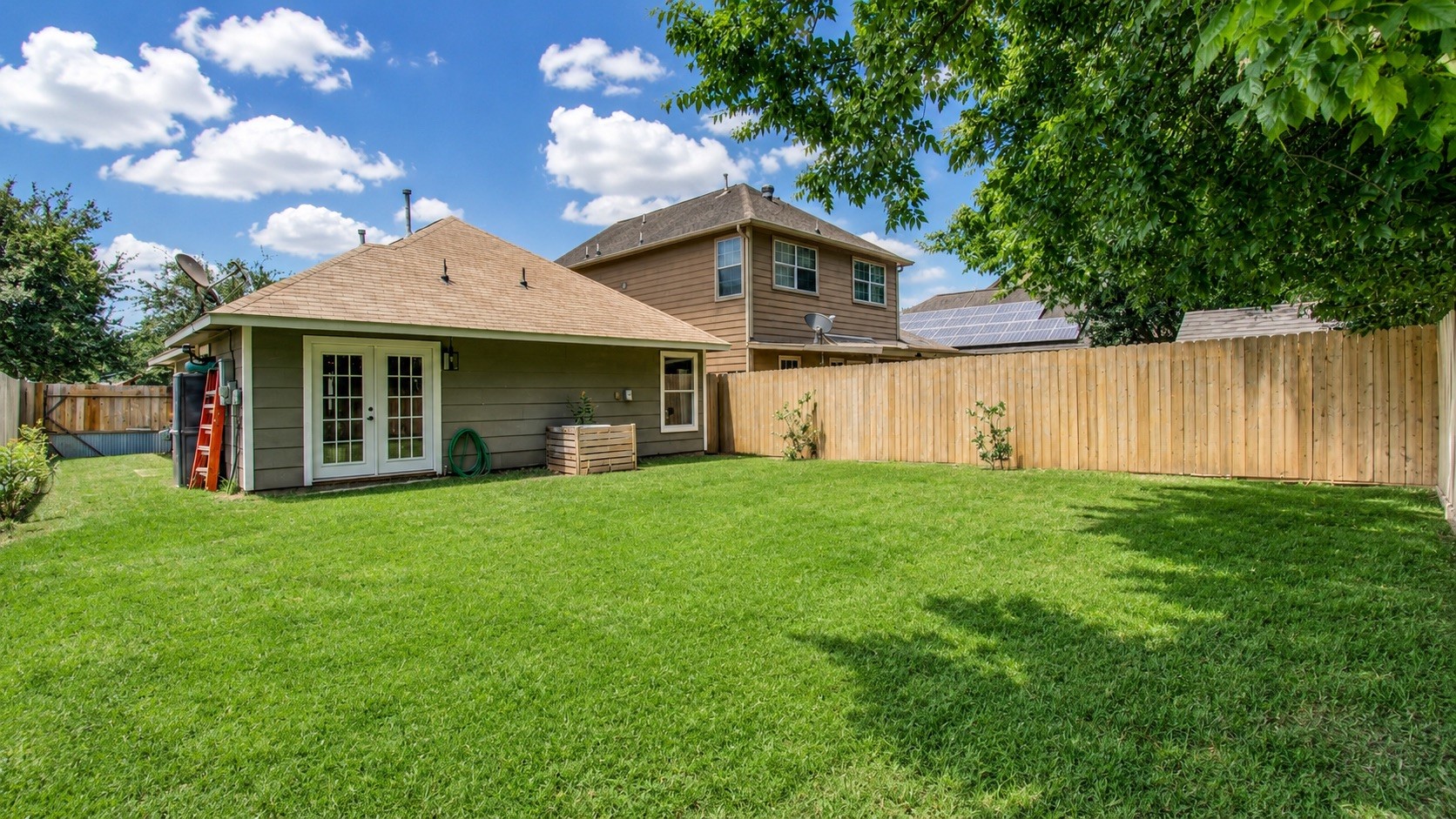 8647 Suburban Oaks Road Property Photo 19