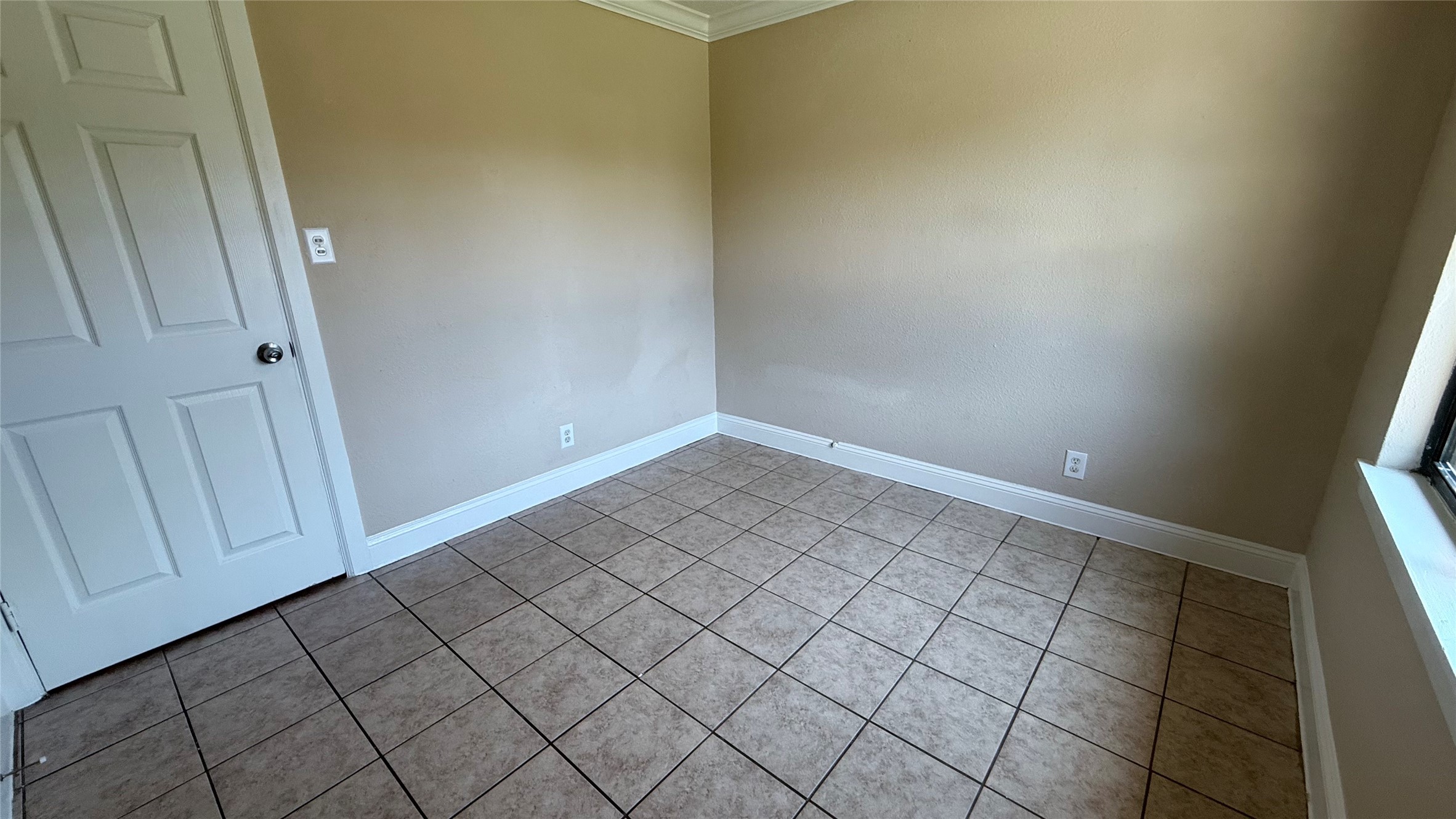 10425 Chambers Street Property Photo 9