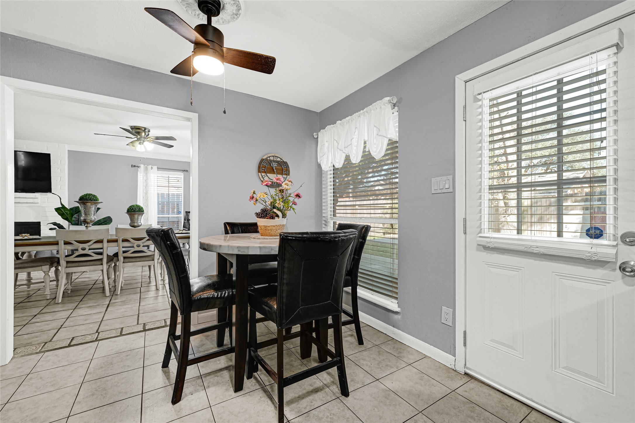 18014 Autumn Hills Drive Property Photo 7