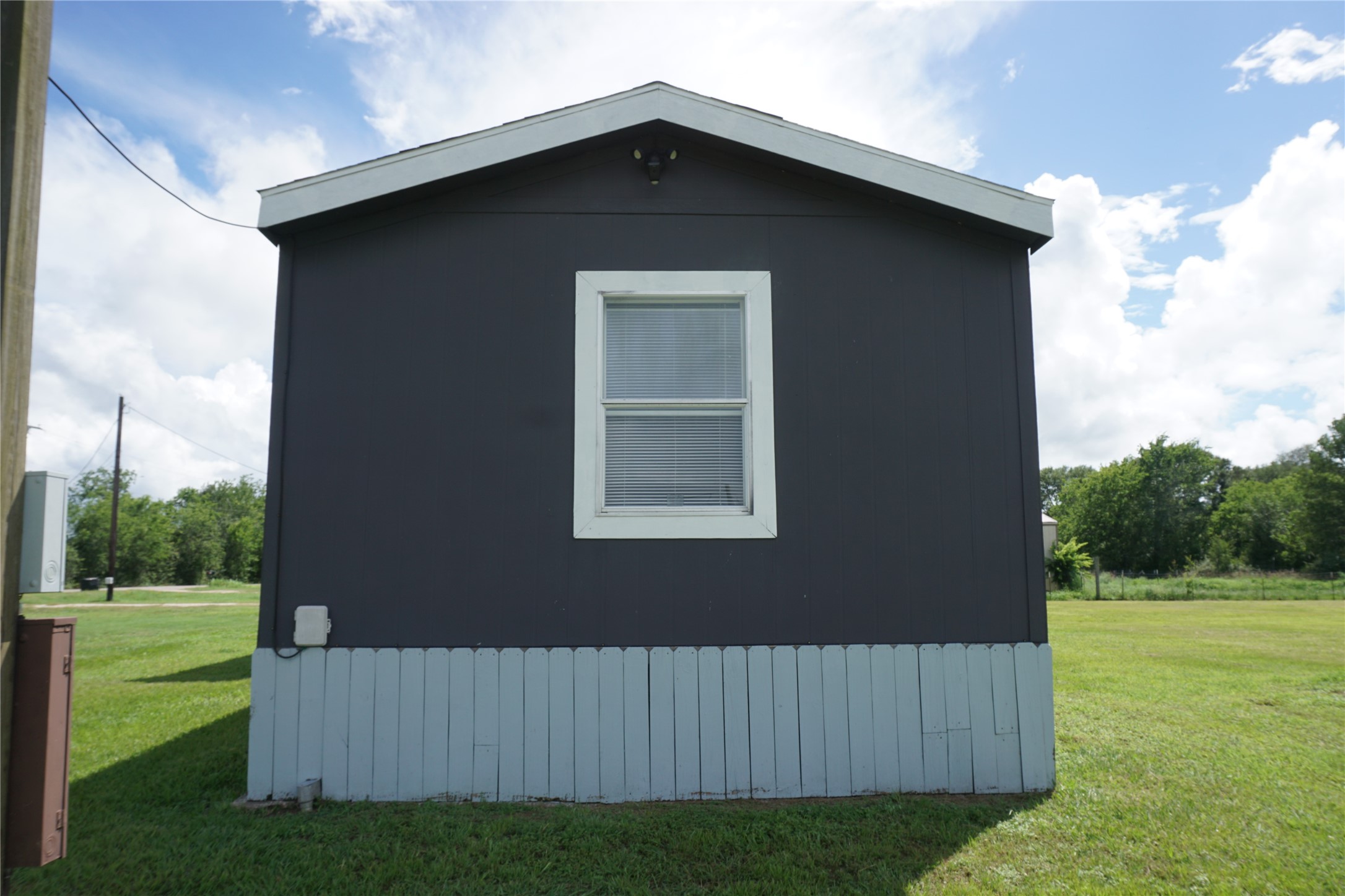 710 Parkmoor Boulevard Property Photo 8