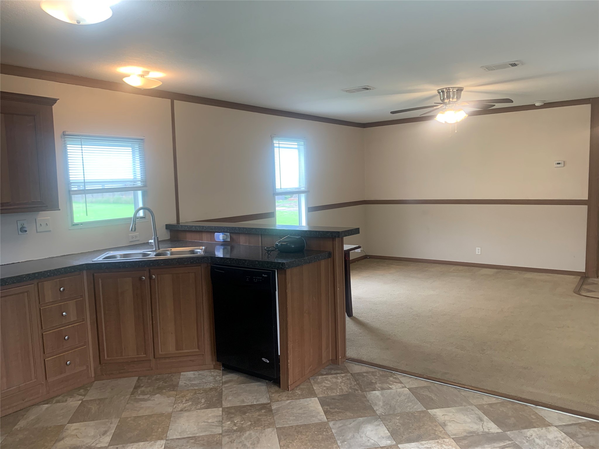 710 Parkmoor Boulevard Property Photo 14