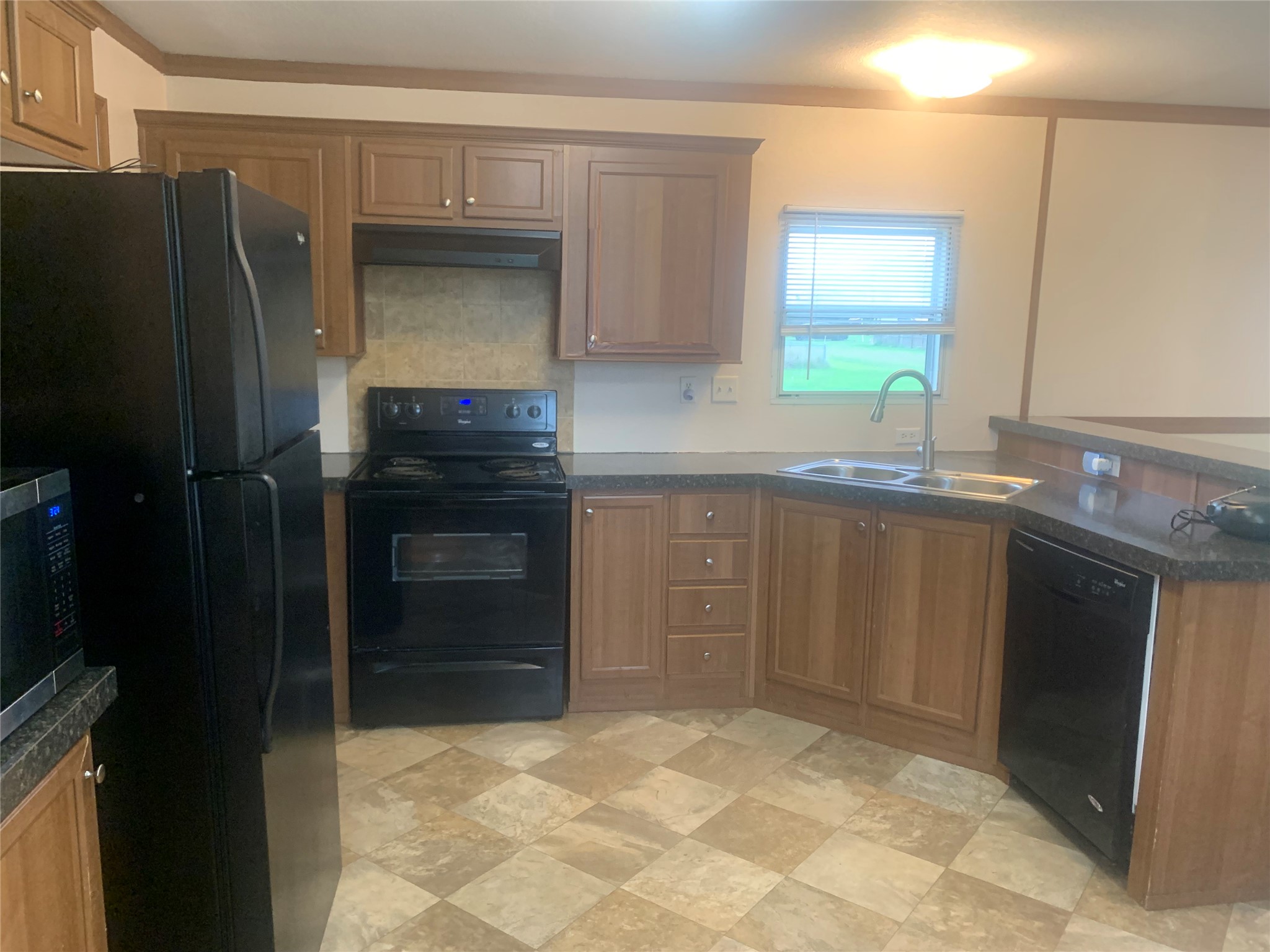 710 Parkmoor Boulevard Property Photo 16
