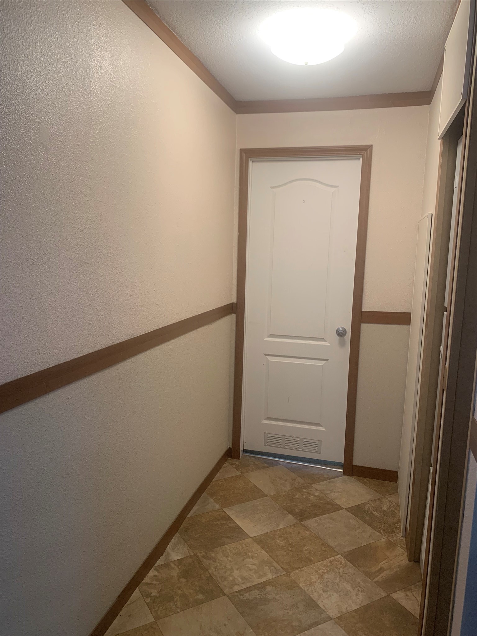 710 Parkmoor Boulevard Property Photo 26