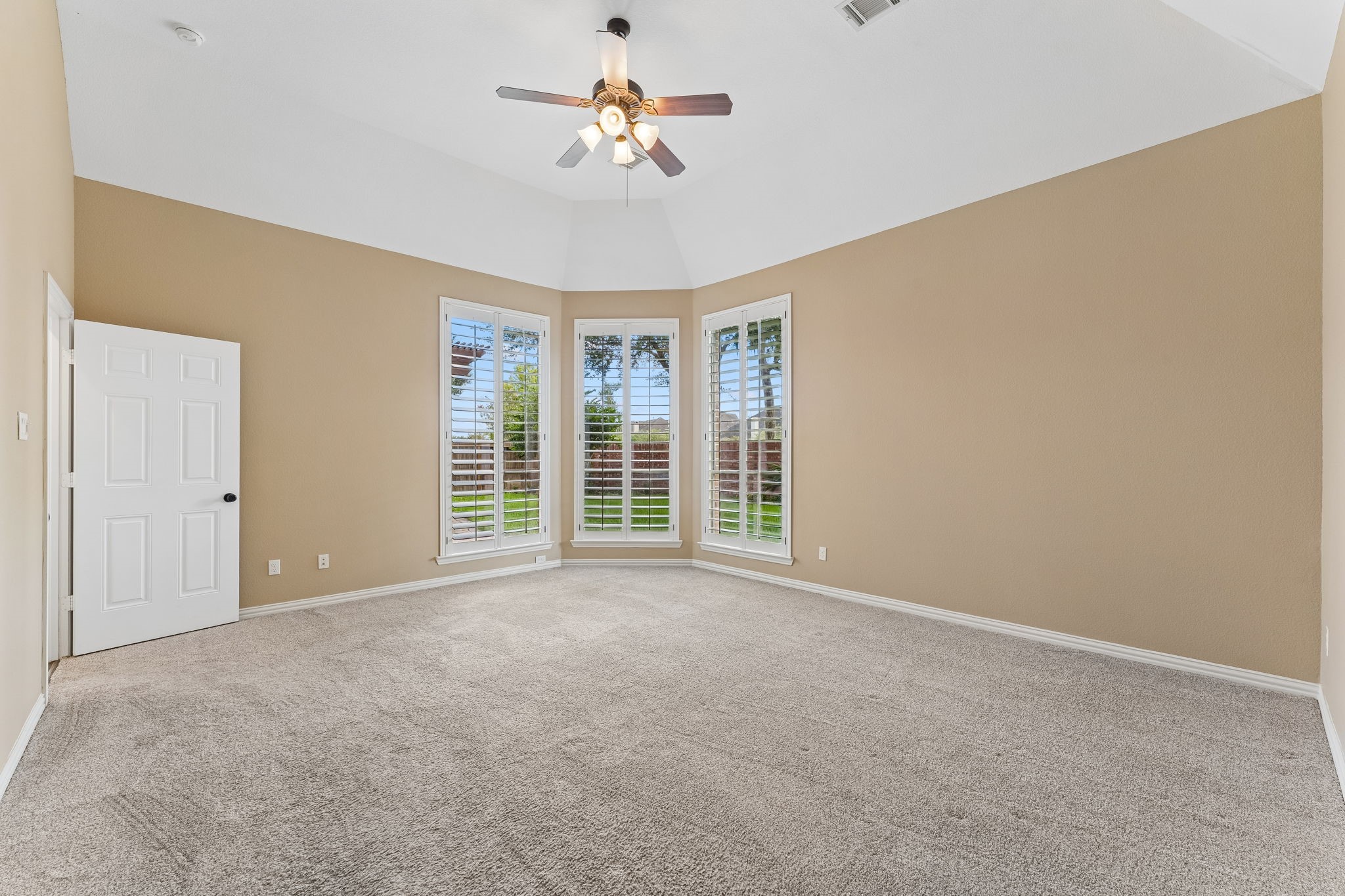 8210 Thunder Ridge Way Property Photo 20