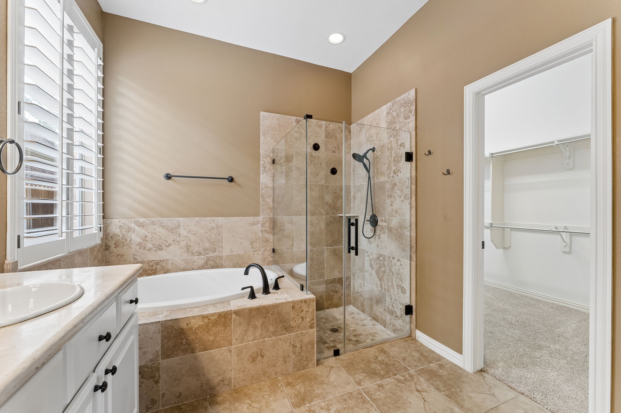 8210 Thunder Ridge Way Property Photo 23