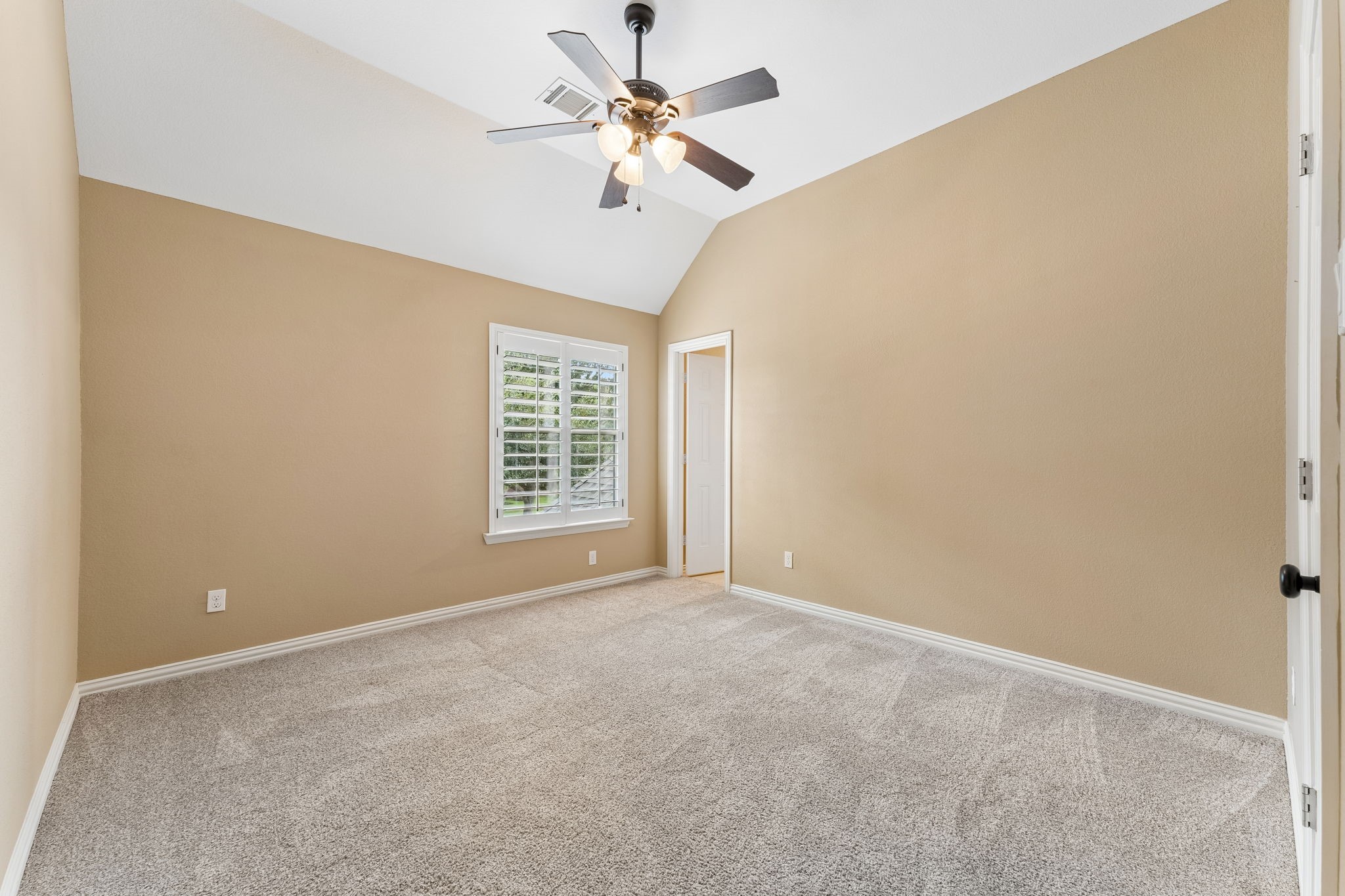 8210 Thunder Ridge Way Property Photo 31