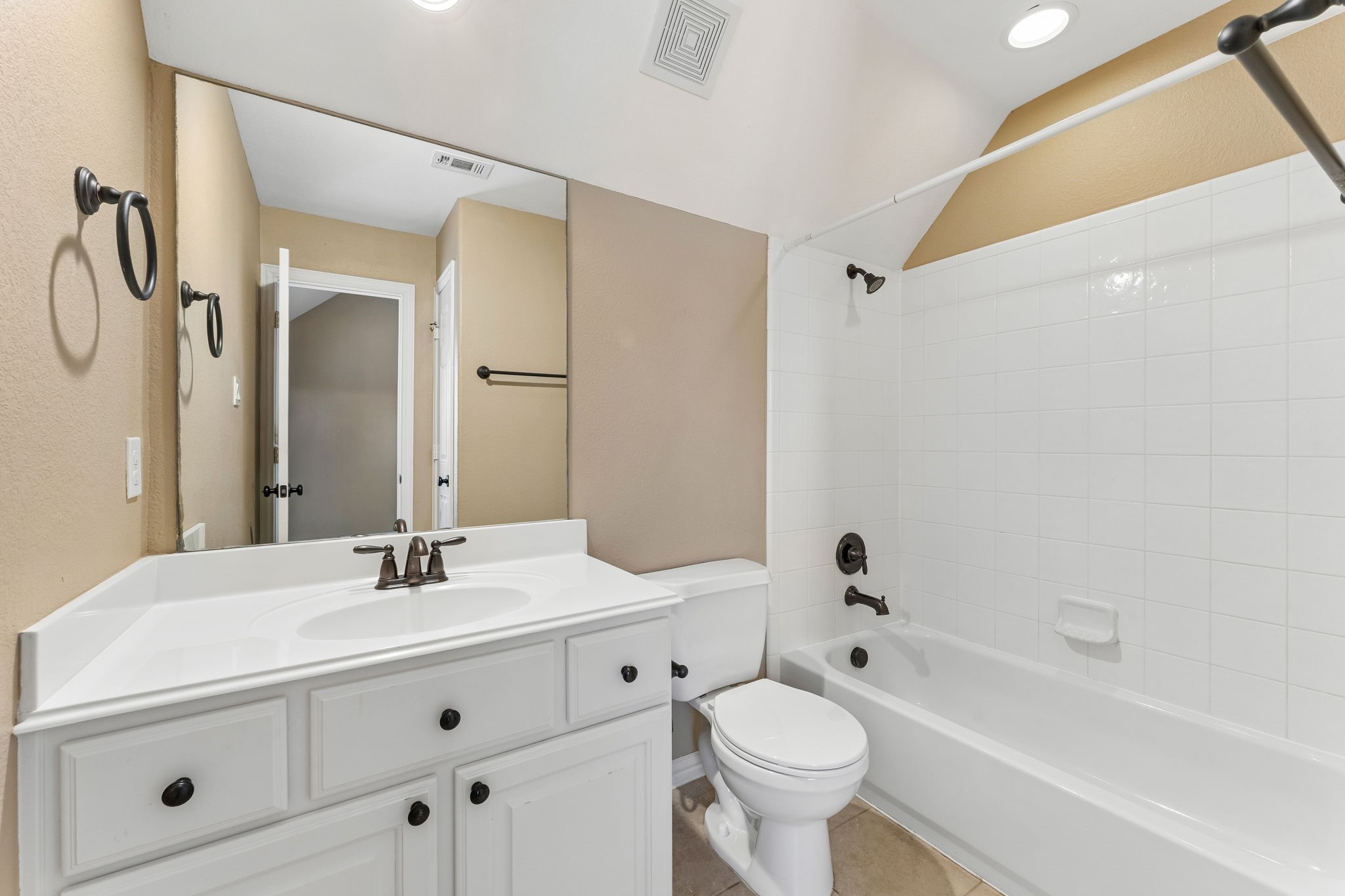 8210 Thunder Ridge Way Property Photo 33
