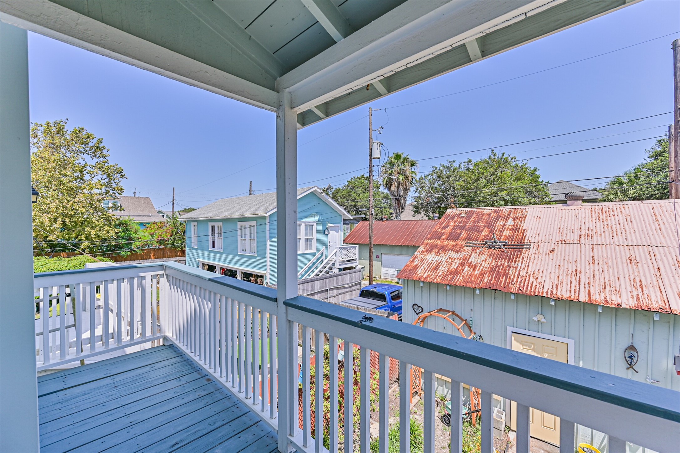 3010 Bernardo De Galvez Avenue Property Photo 25