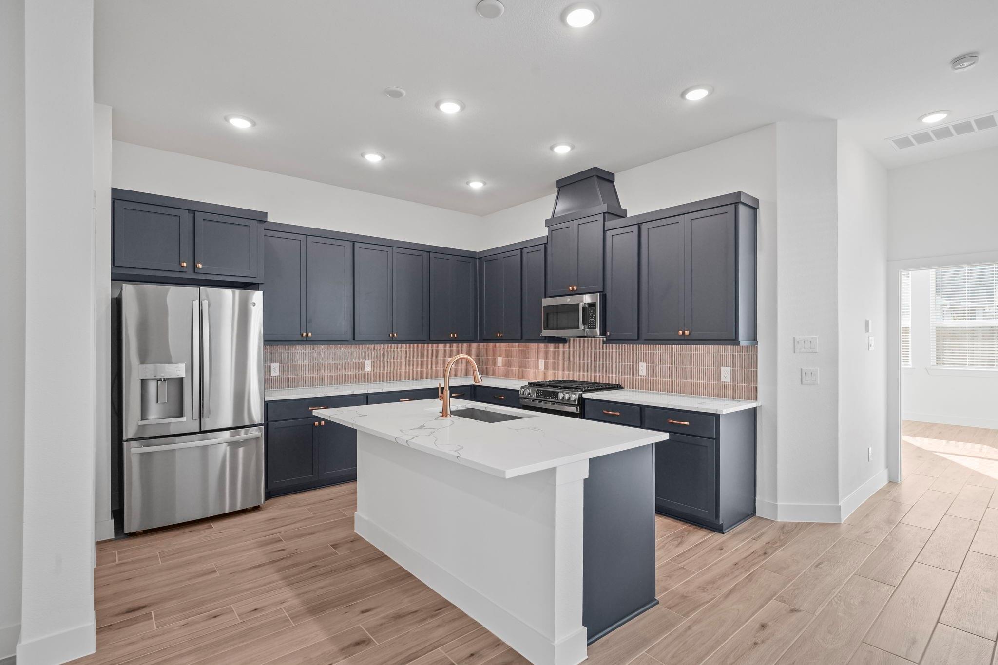 10110 Sonoran Valley Court, Iowa Colony Tx 77583 Property Photo 6