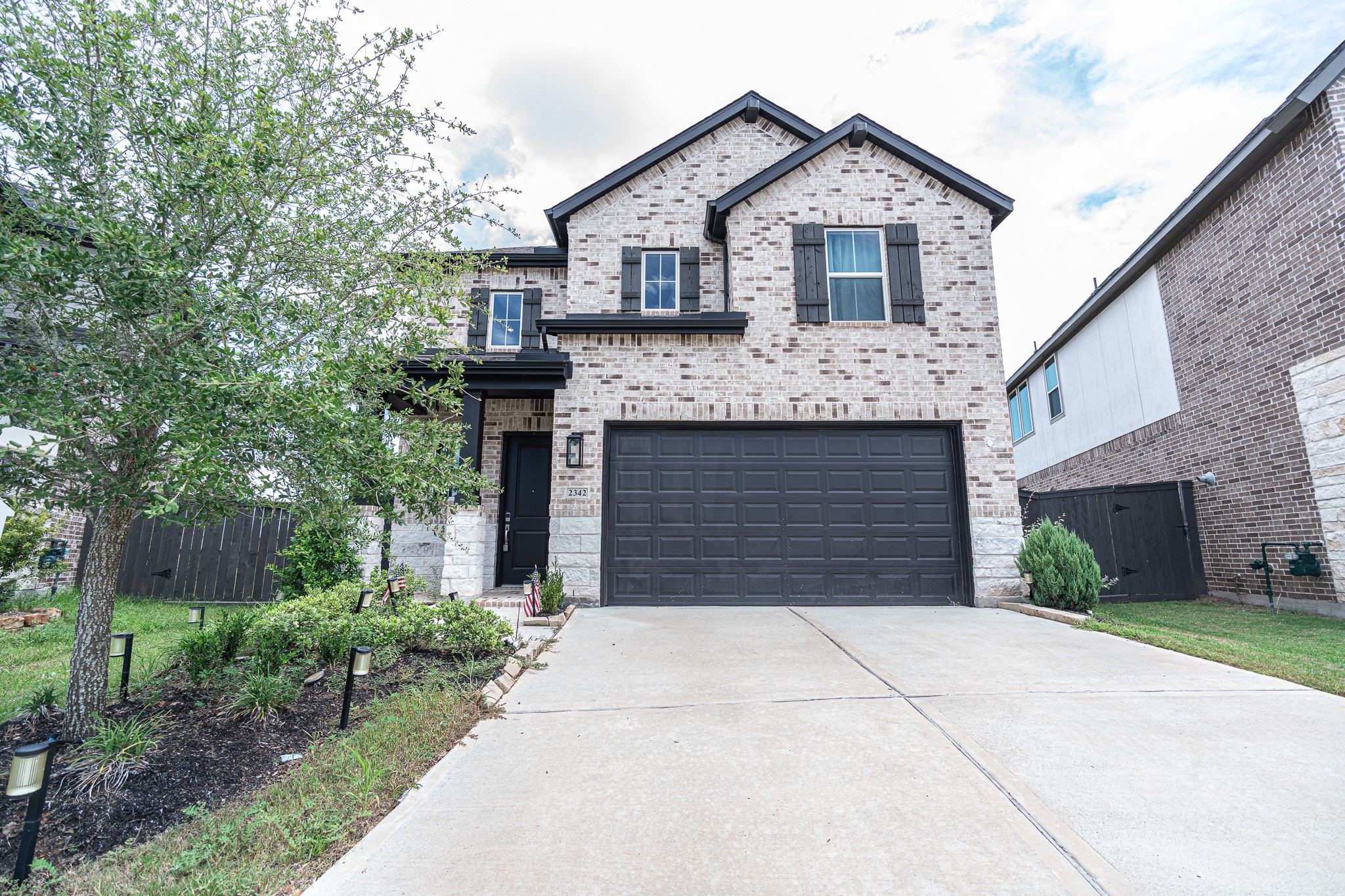 2342 Fresh Flower Way Property Photo 3