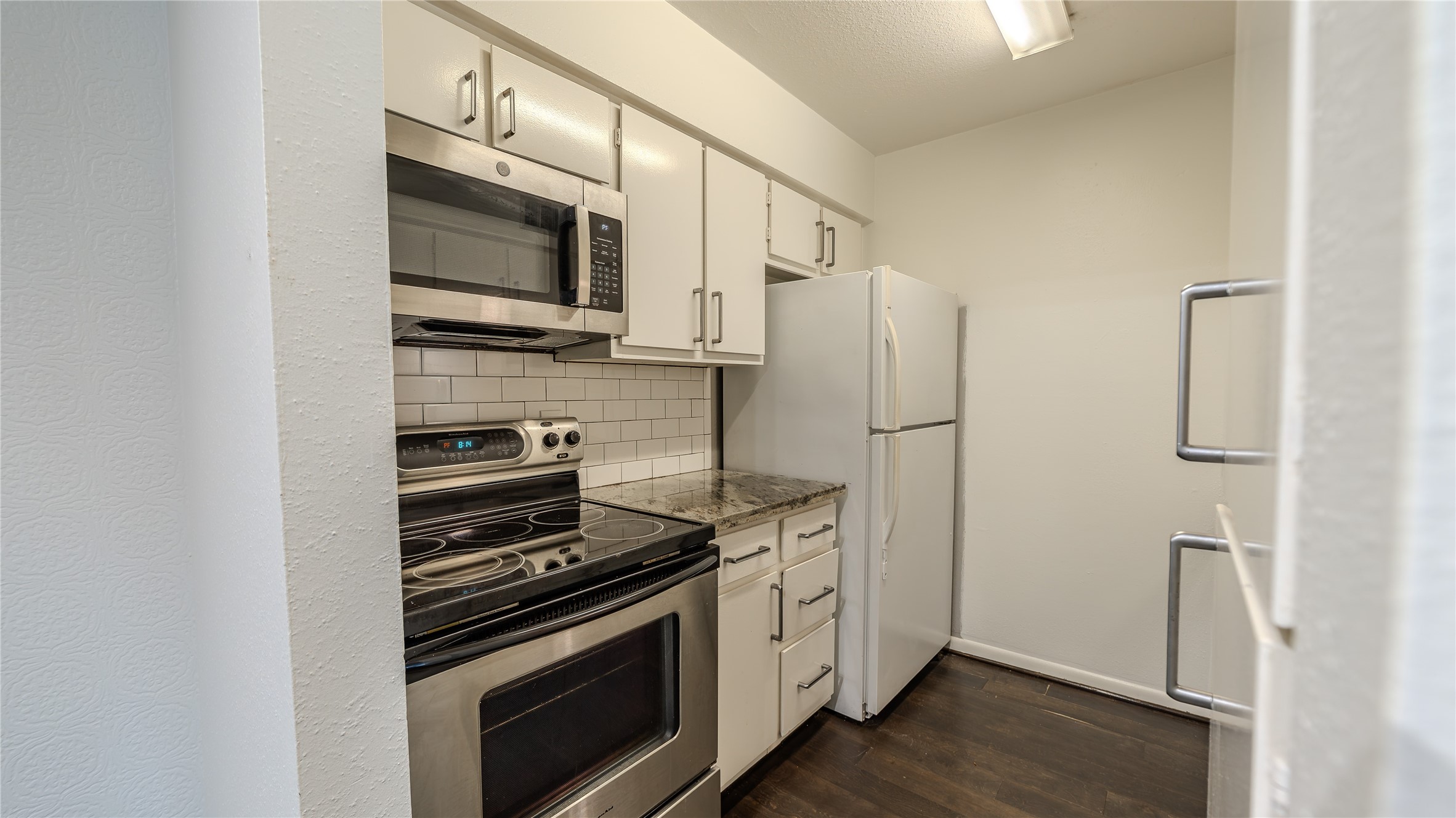 7575 Katy Freeway 103 Property Photo 6