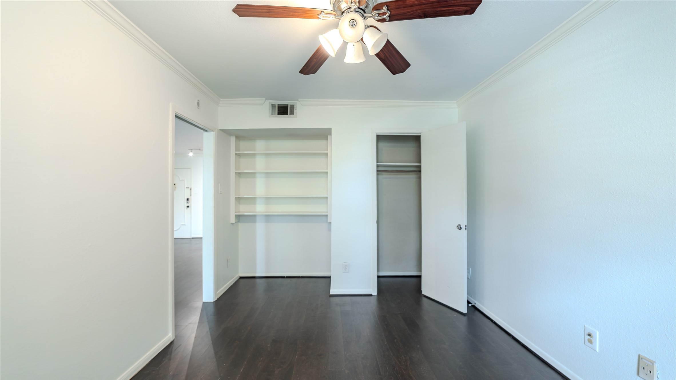 7575 Katy Freeway 103 Property Photo 17